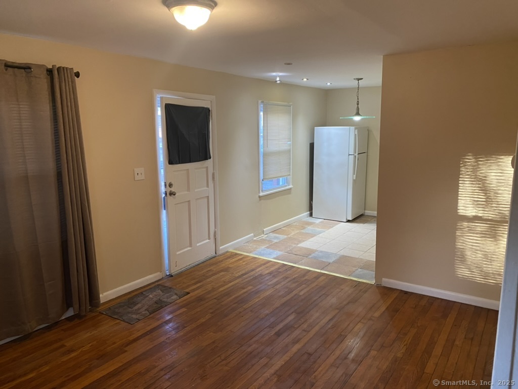 119 Dupont Place Property Photo 7