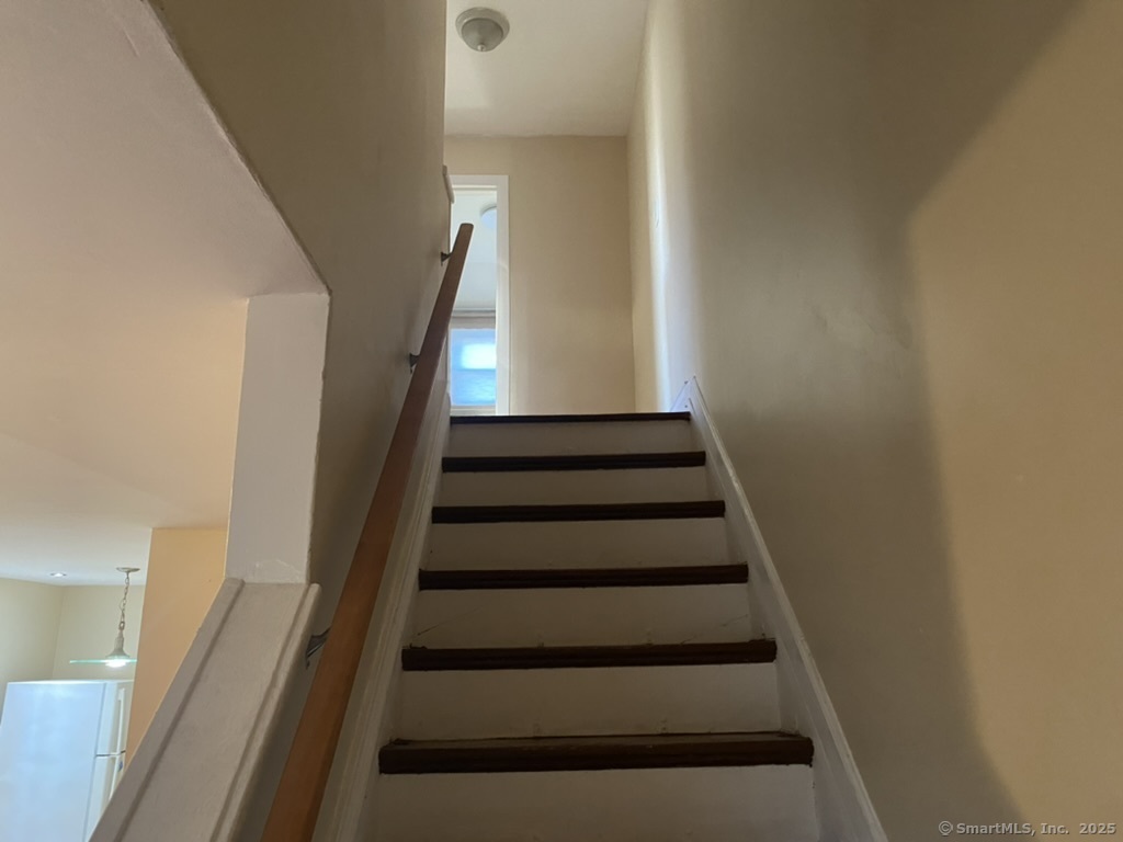 119 Dupont Place Property Photo 13