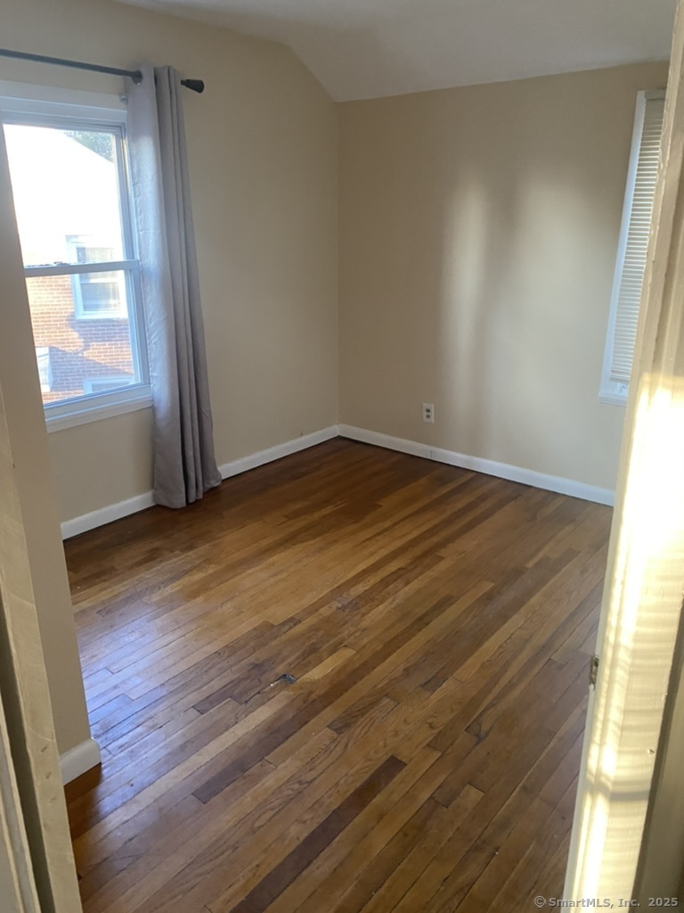 119 Dupont Place Property Photo 14