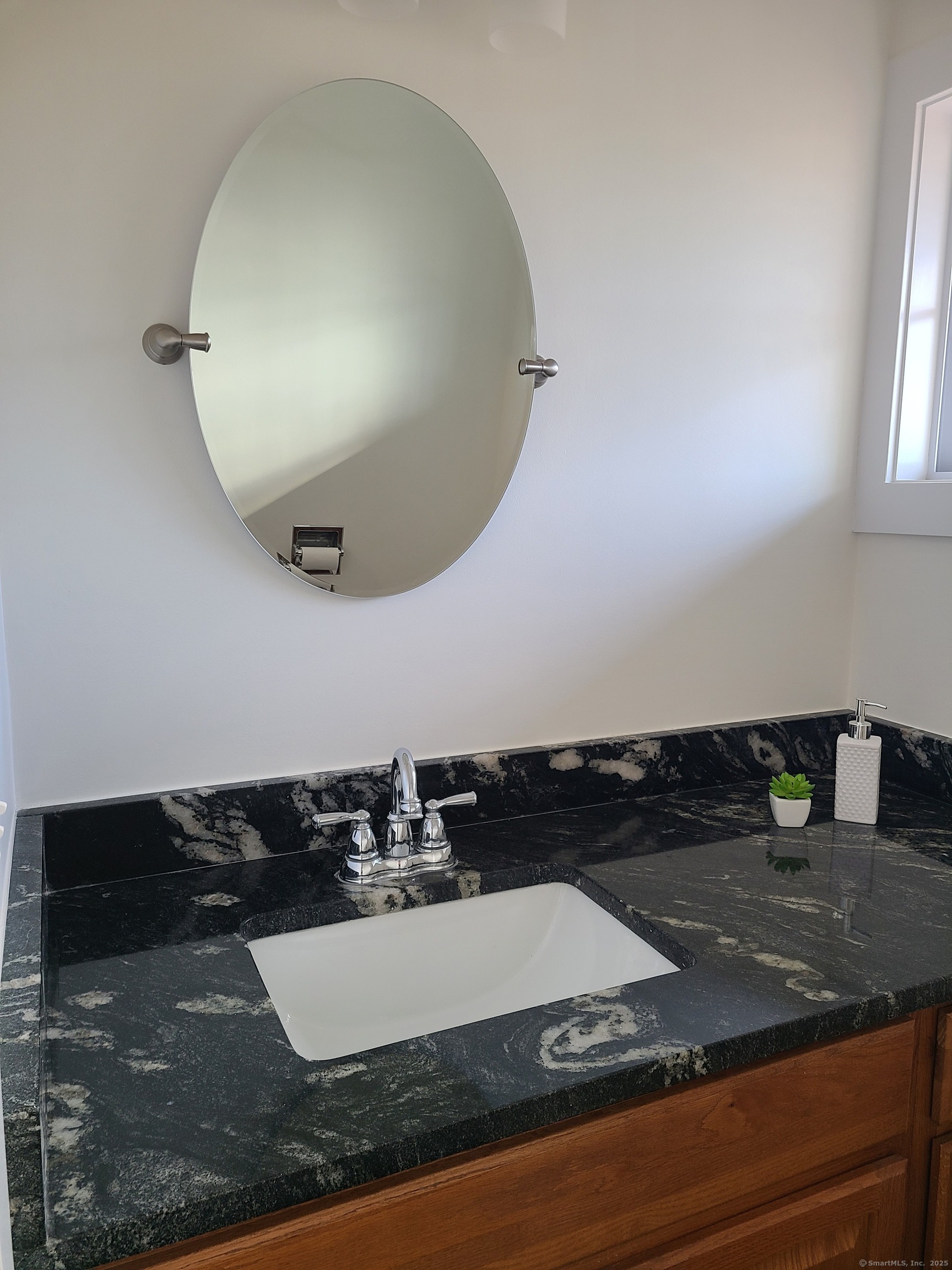 218 State Route 37 Property Photo 12