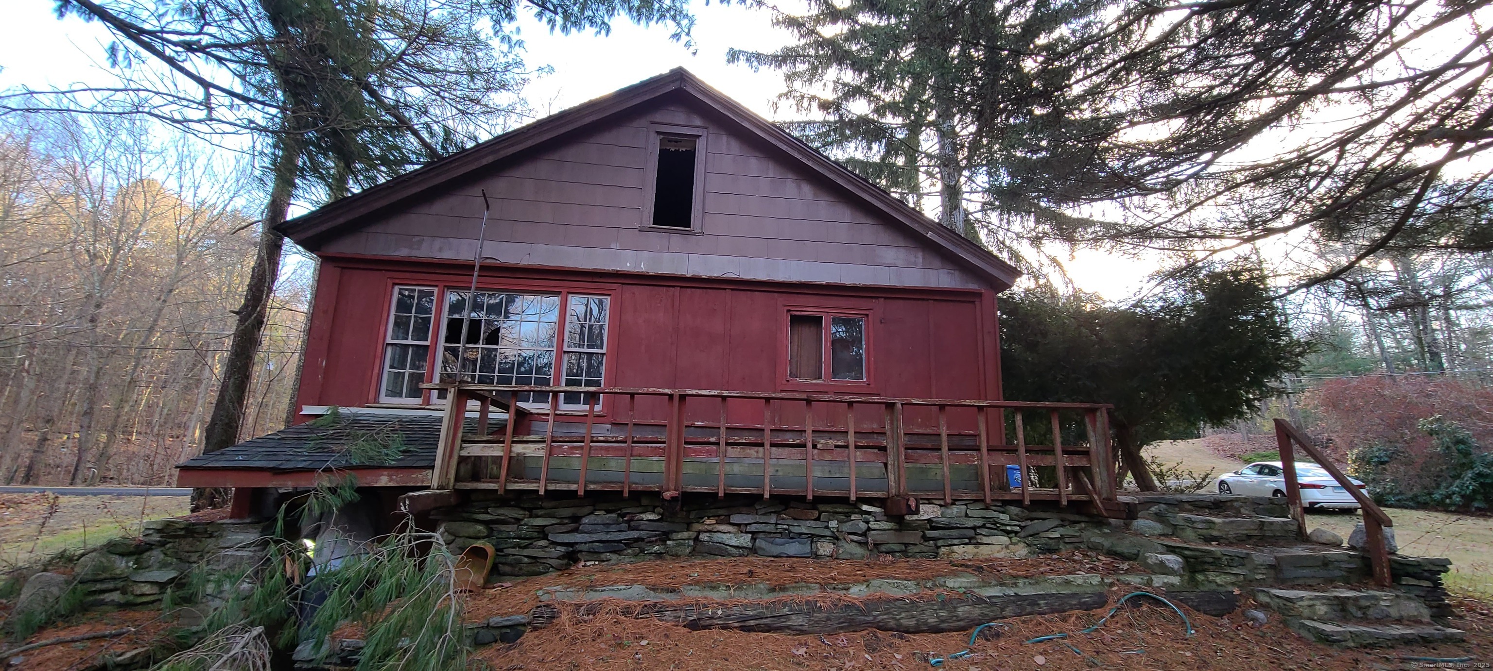 16 Loehr Road Property Photo 4
