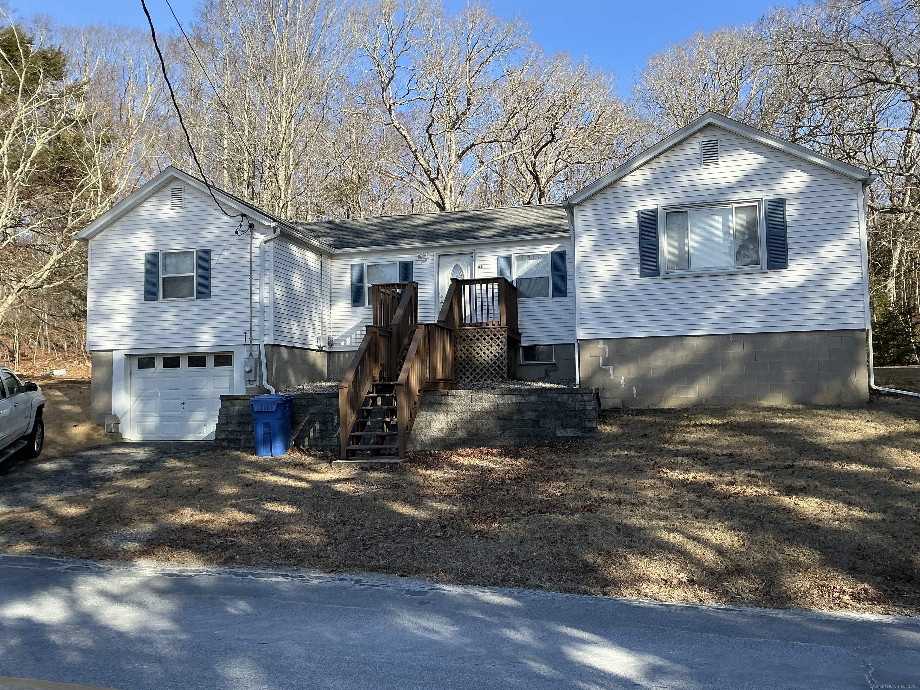 64 Simpson Lane Property Photo 1