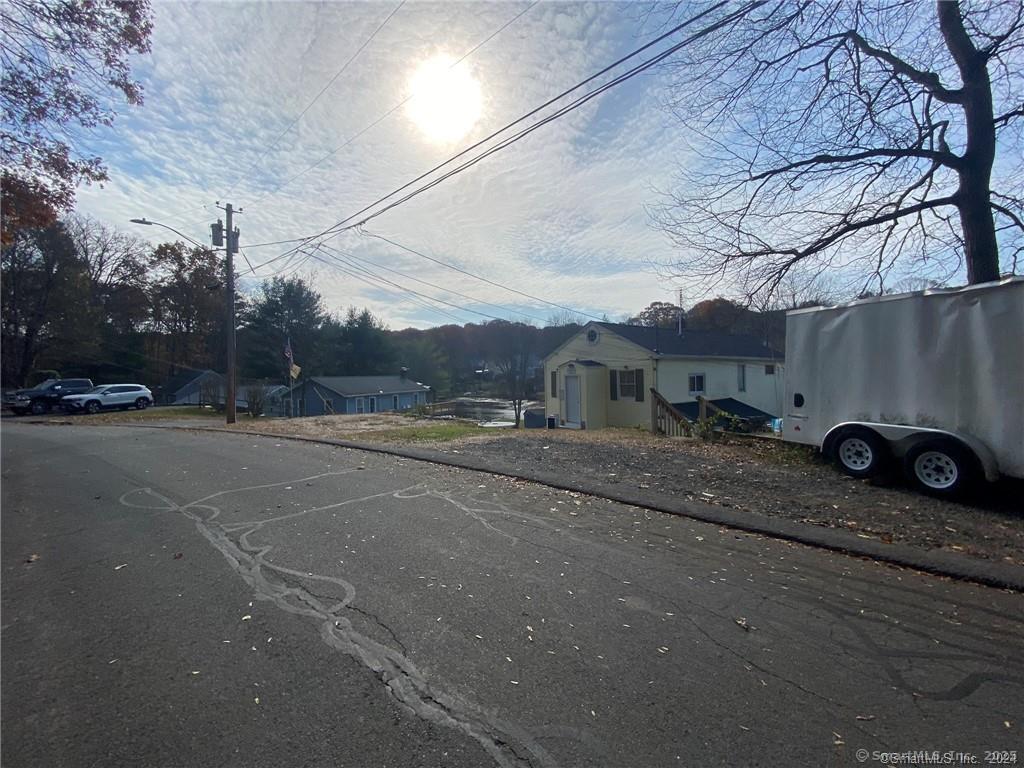 93-95 Eastview Road Property Photo 25