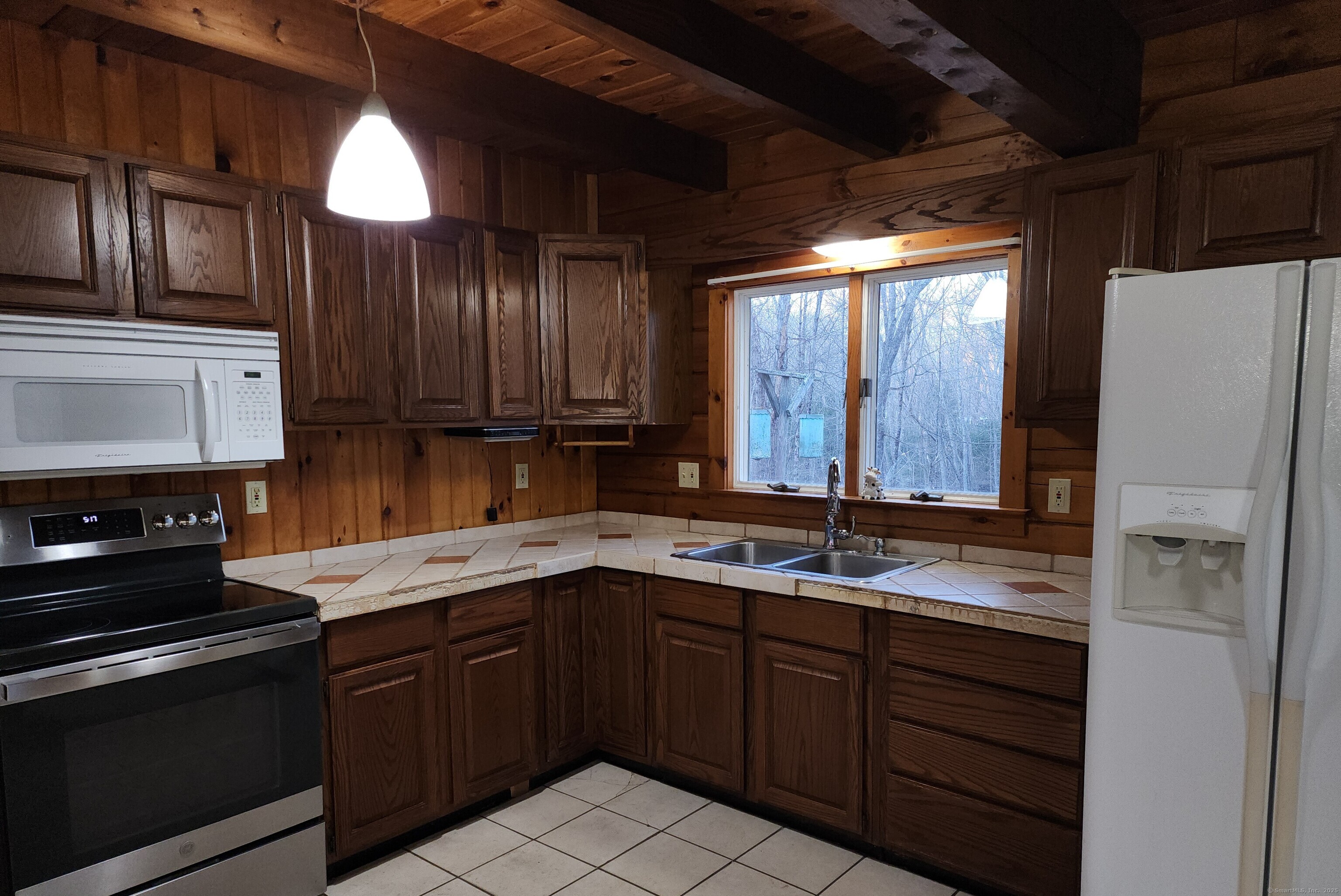 114 Lynch Road Property Photo 4
