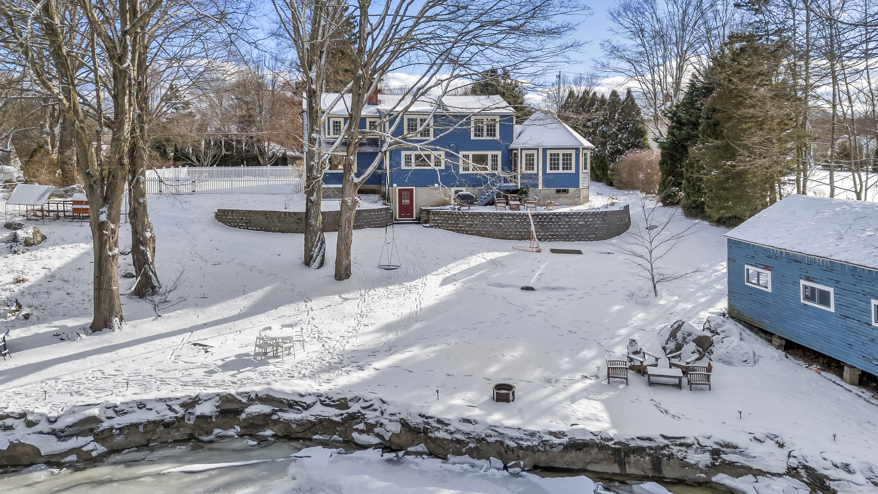 114 Neck Road Property Photo 11