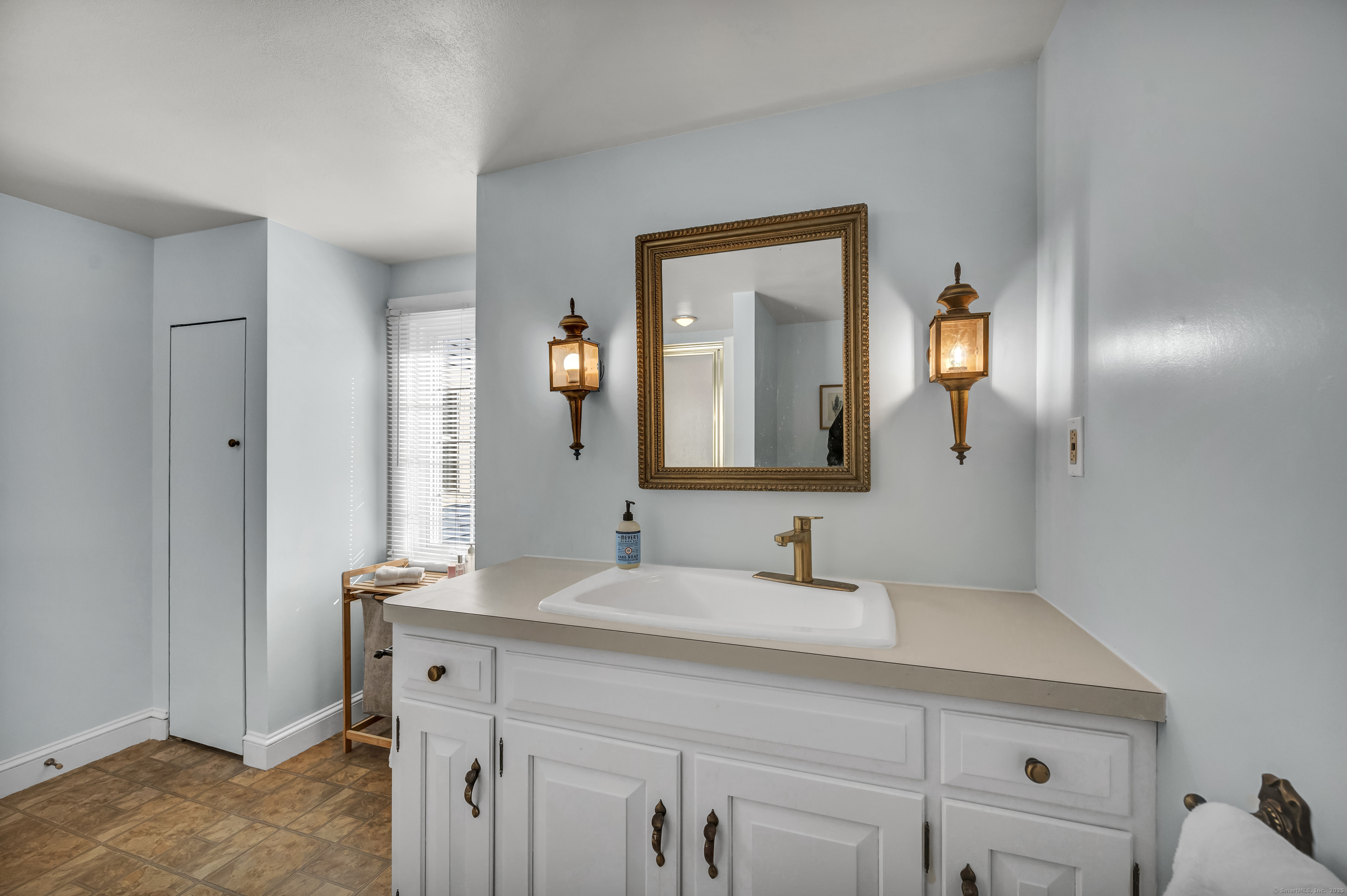114 Neck Road Property Photo 35