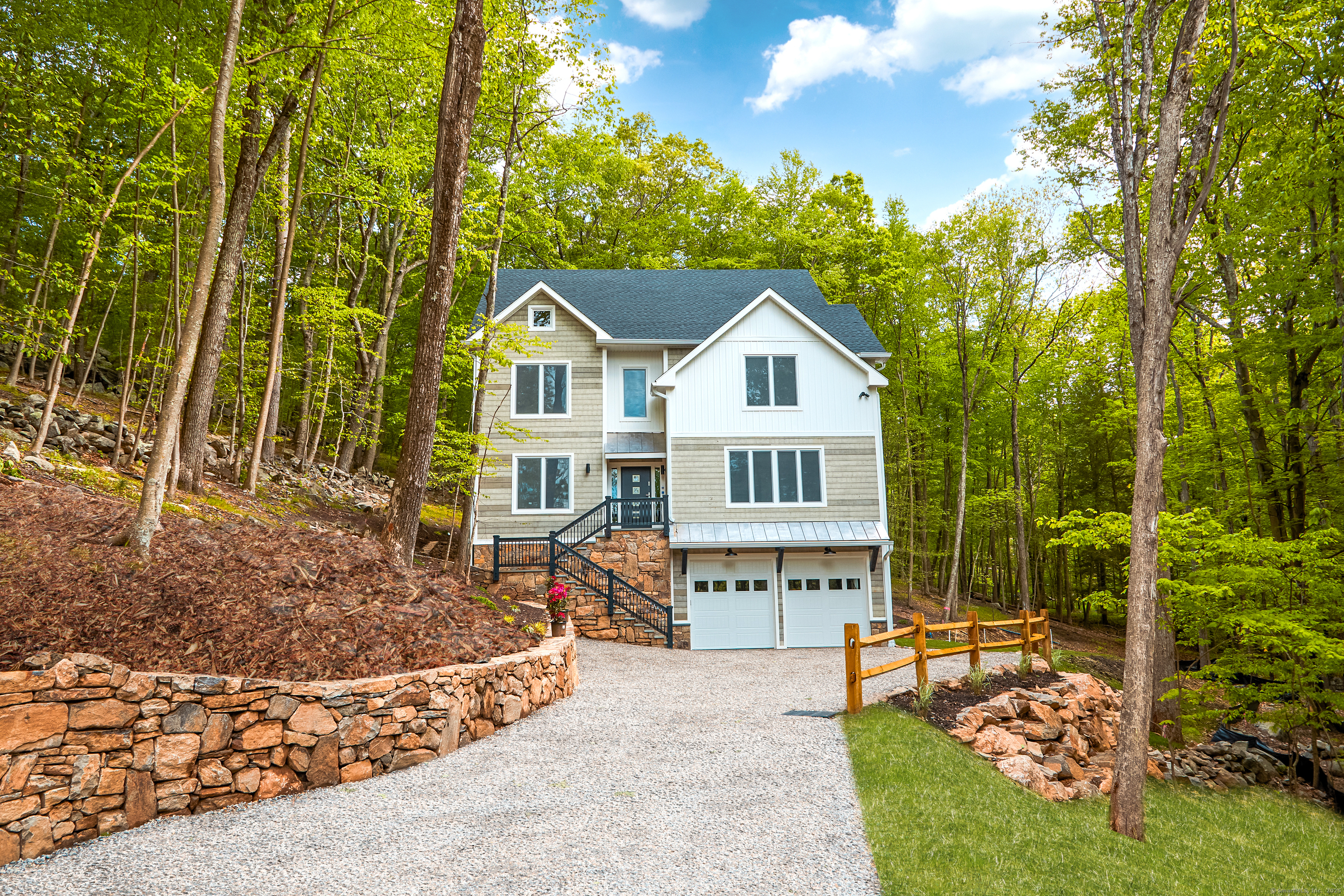 1240 Westport Turnpike Property Photo