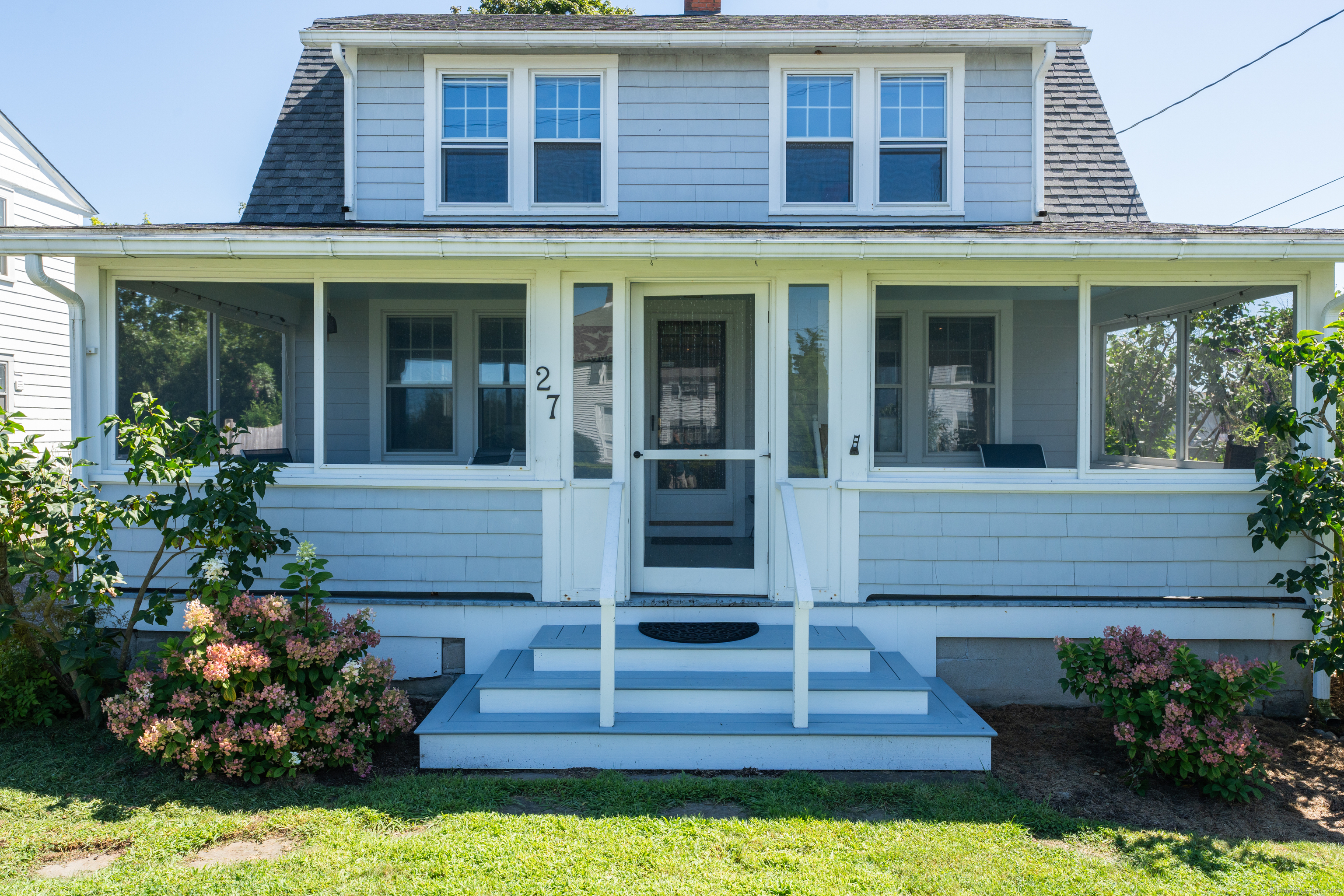 27 Ridgewood Avenue Property Photo 4