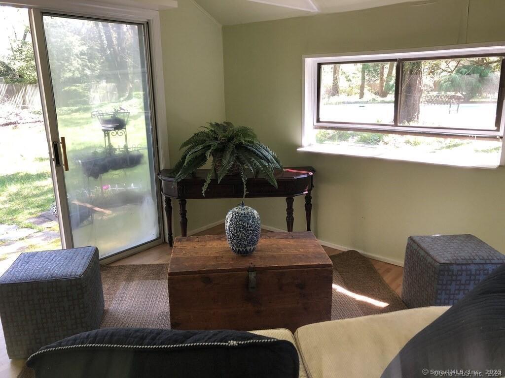 98 Newtown Turnpike Property Photo 31