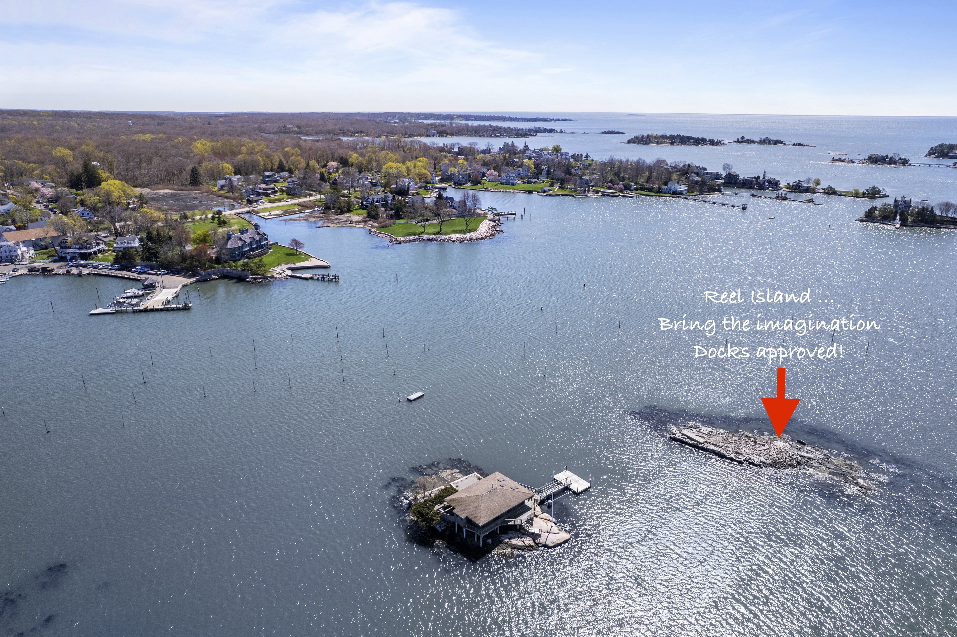 Reel Island Property Photo 2