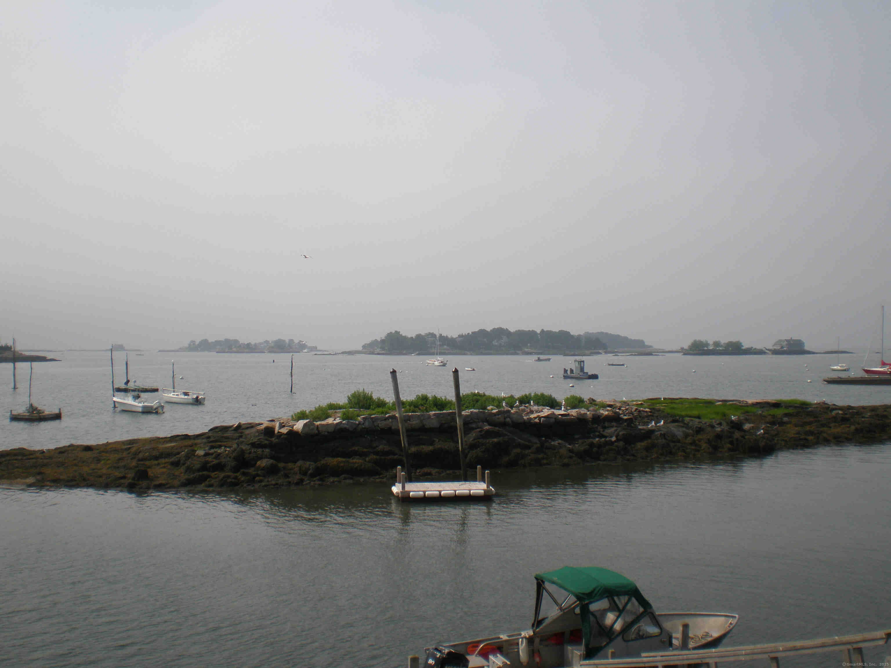 Reel Island Property Photo 3