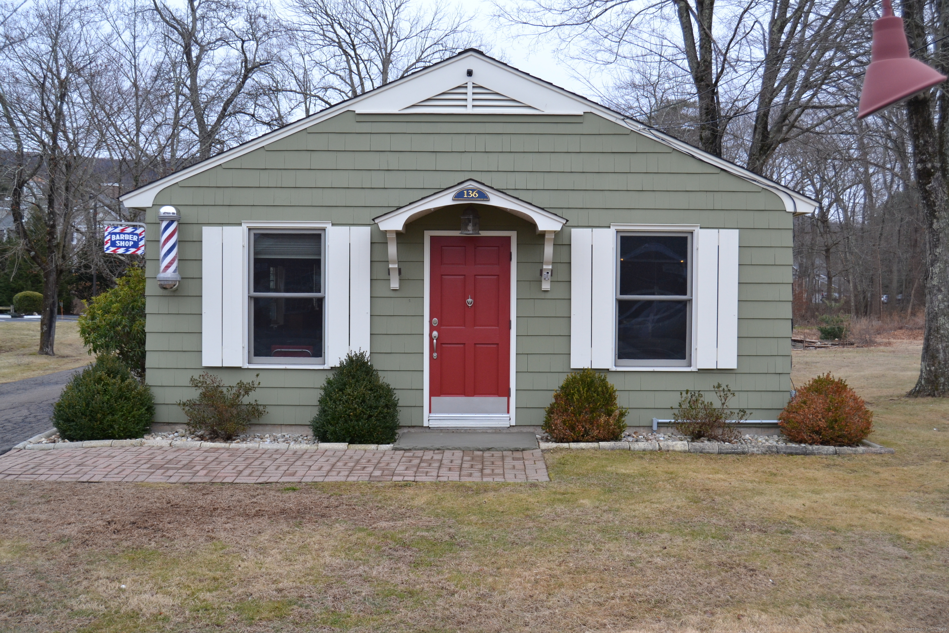 136 Hopmeadow Street Property Photo 4