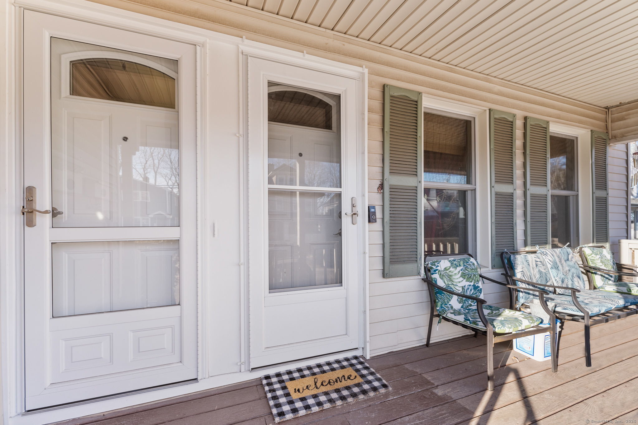 245 Willetts Avenue Property Photo 3