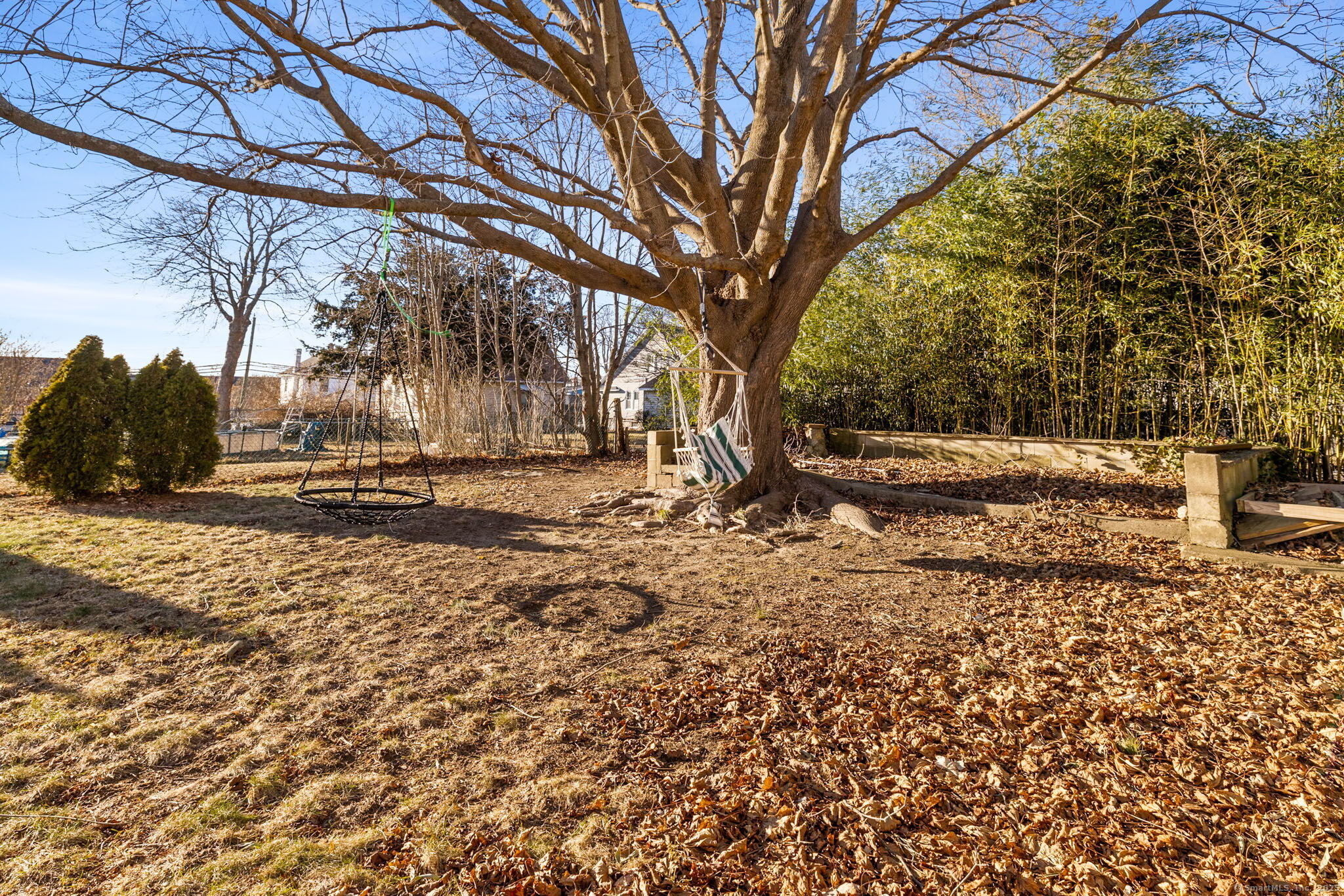245 Willetts Avenue Property Photo 7