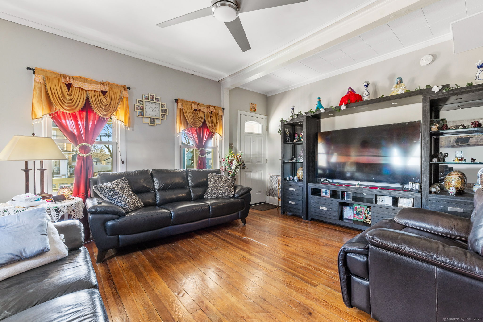 245 Willetts Avenue Property Photo 13