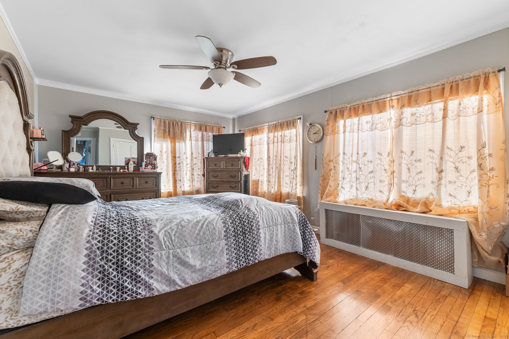 245 Willetts Avenue Property Photo 14