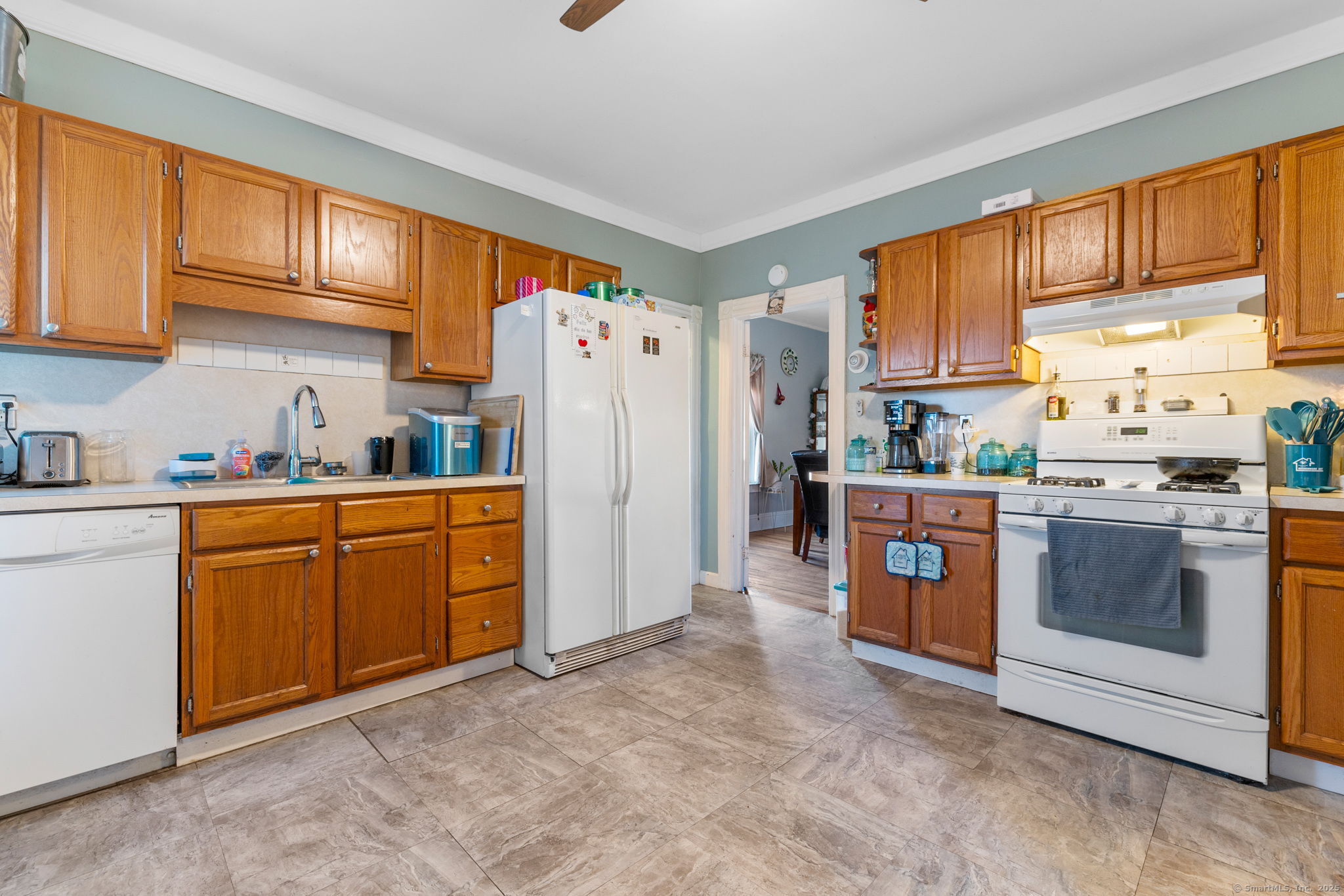 245 Willetts Avenue Property Photo 16