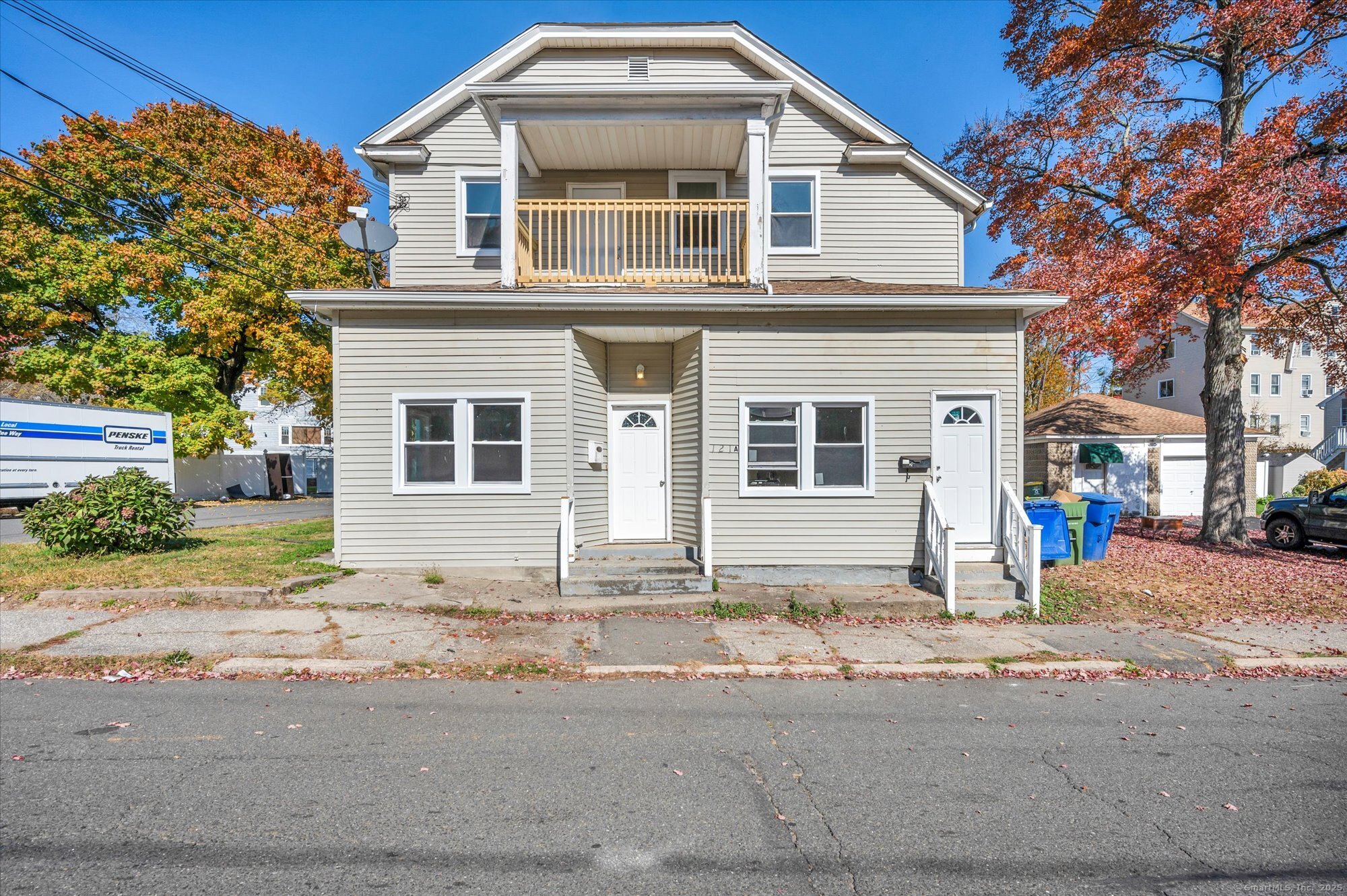 121 Hillview Avenue Property Photo 1