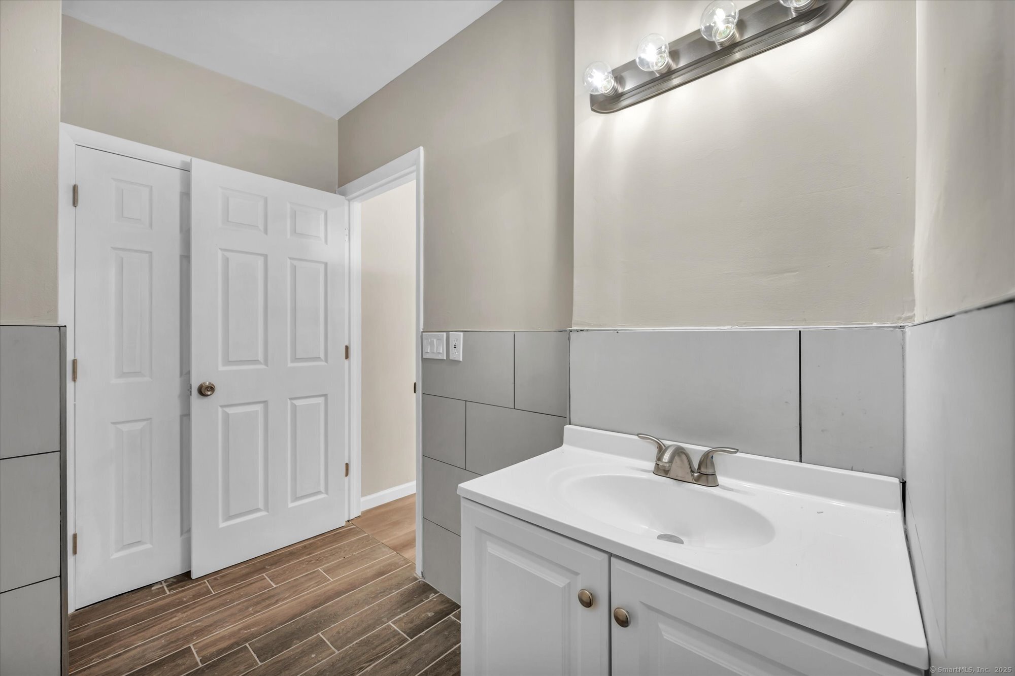 121 Hillview Avenue Property Photo 14