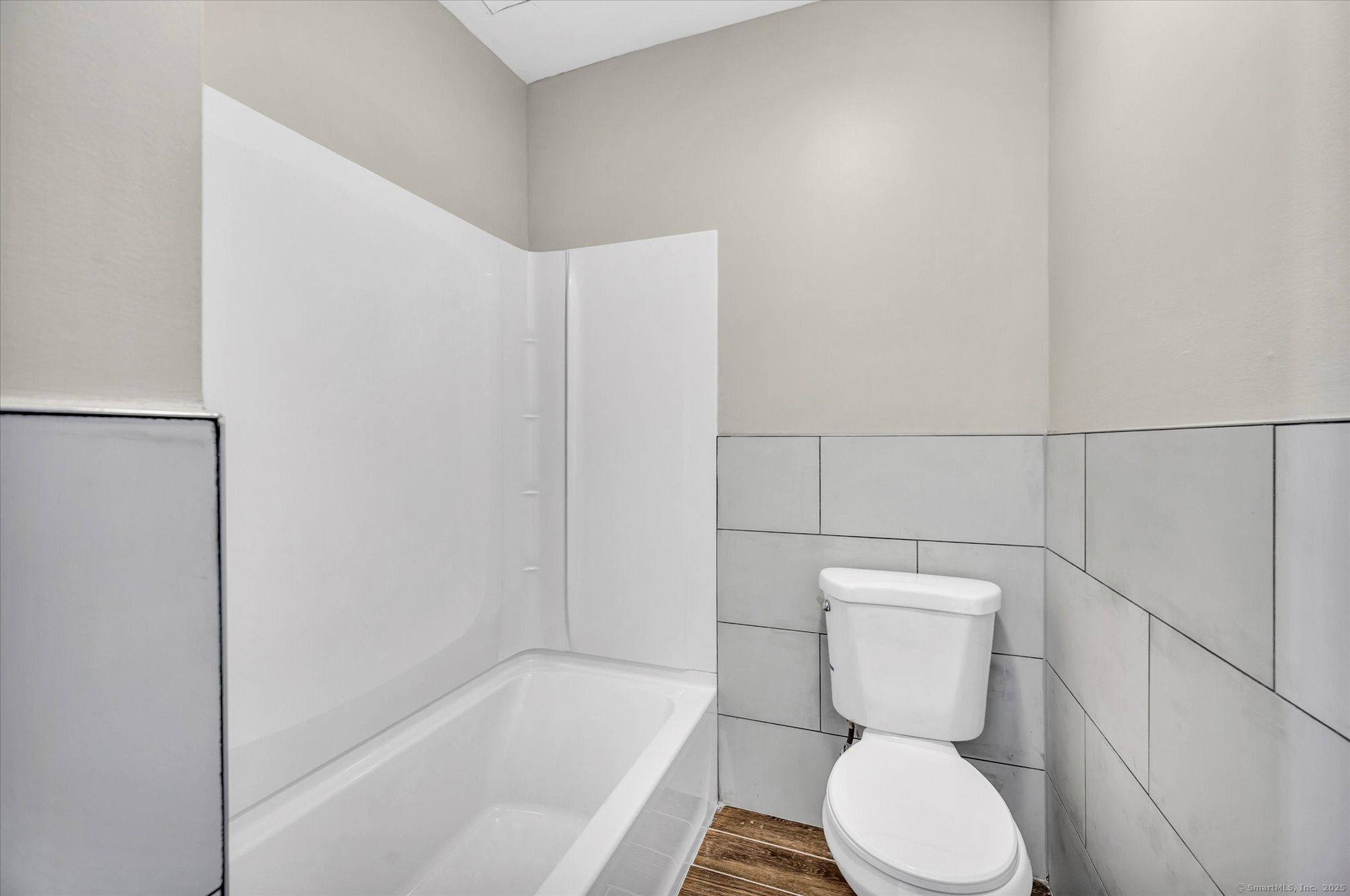 121 Hillview Avenue Property Photo 15