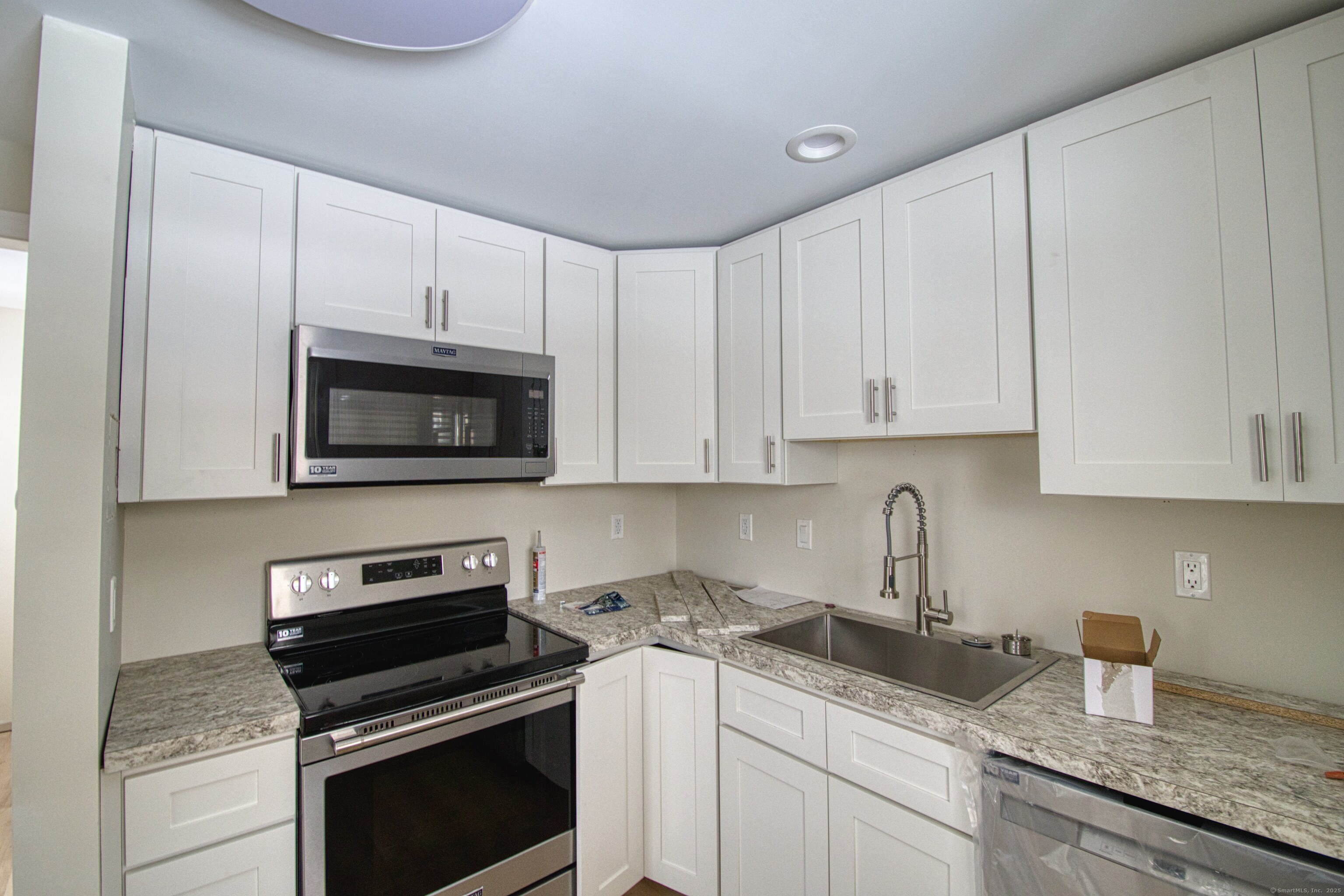 244 Taftville Occum Road Property Photo 6