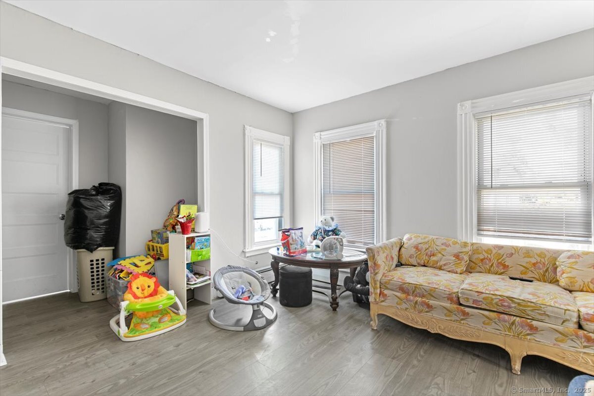 571 First Avenue Property Photo 6