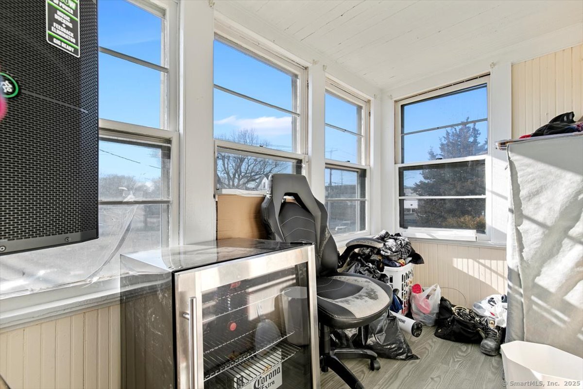 571 First Avenue Property Photo 15