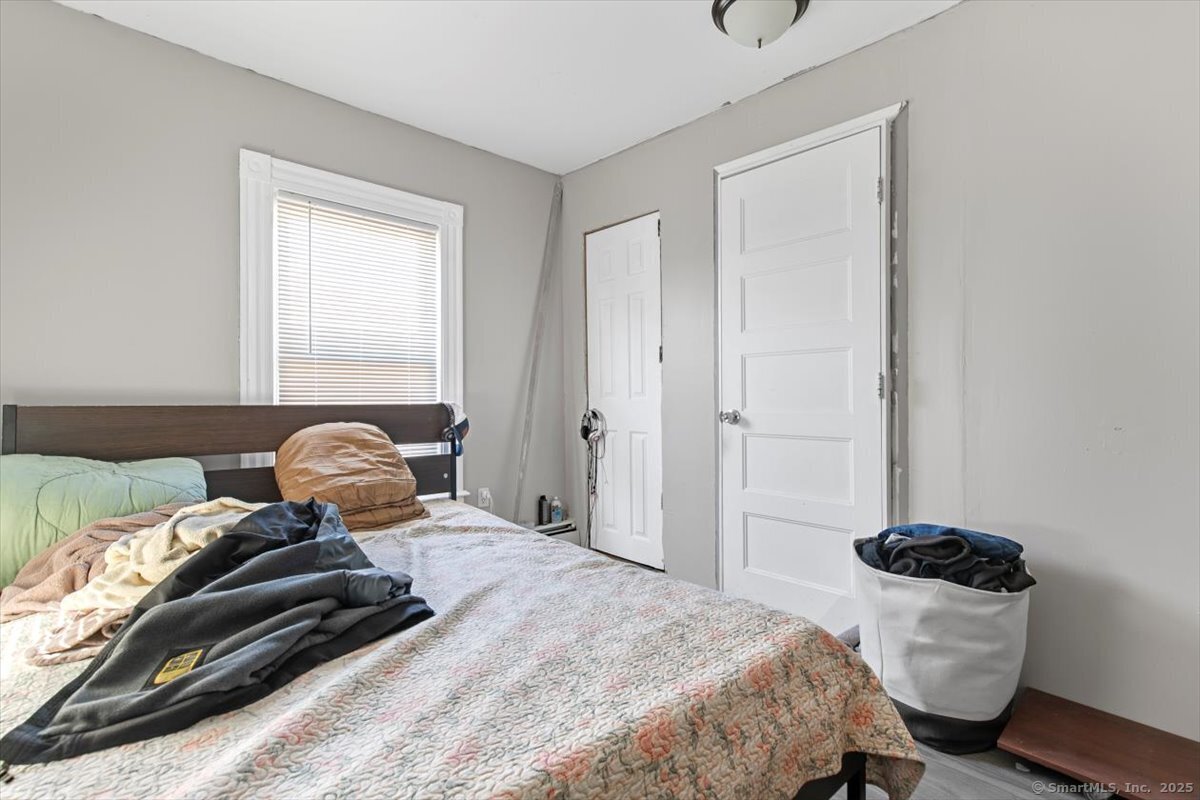 571 First Avenue Property Photo 16