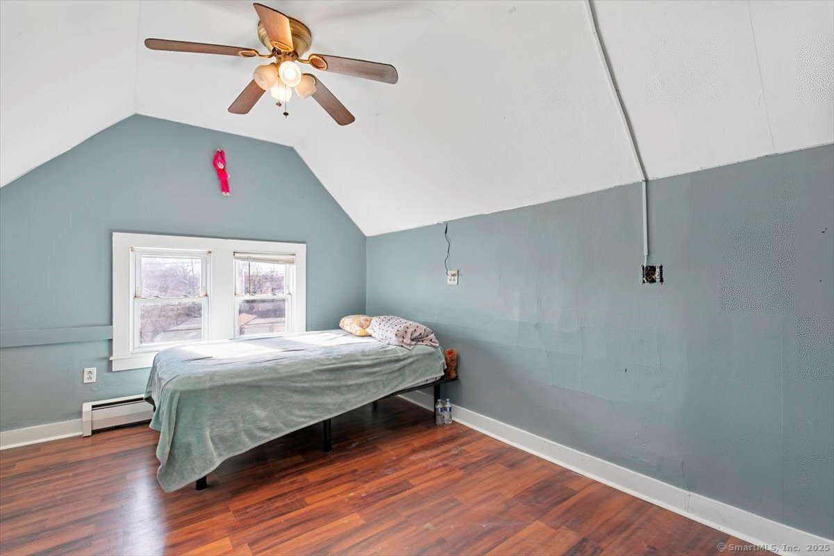 571 First Avenue Property Photo 19