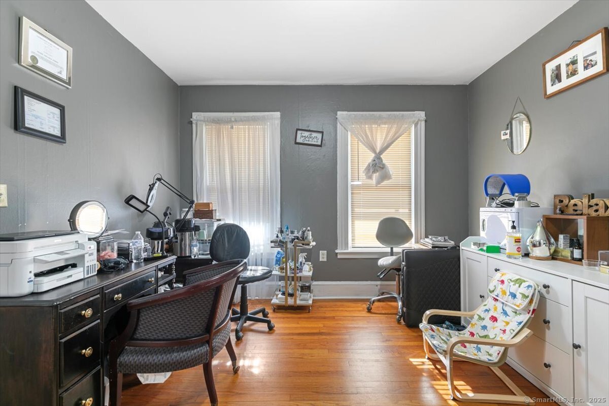 571 First Avenue Property Photo 25