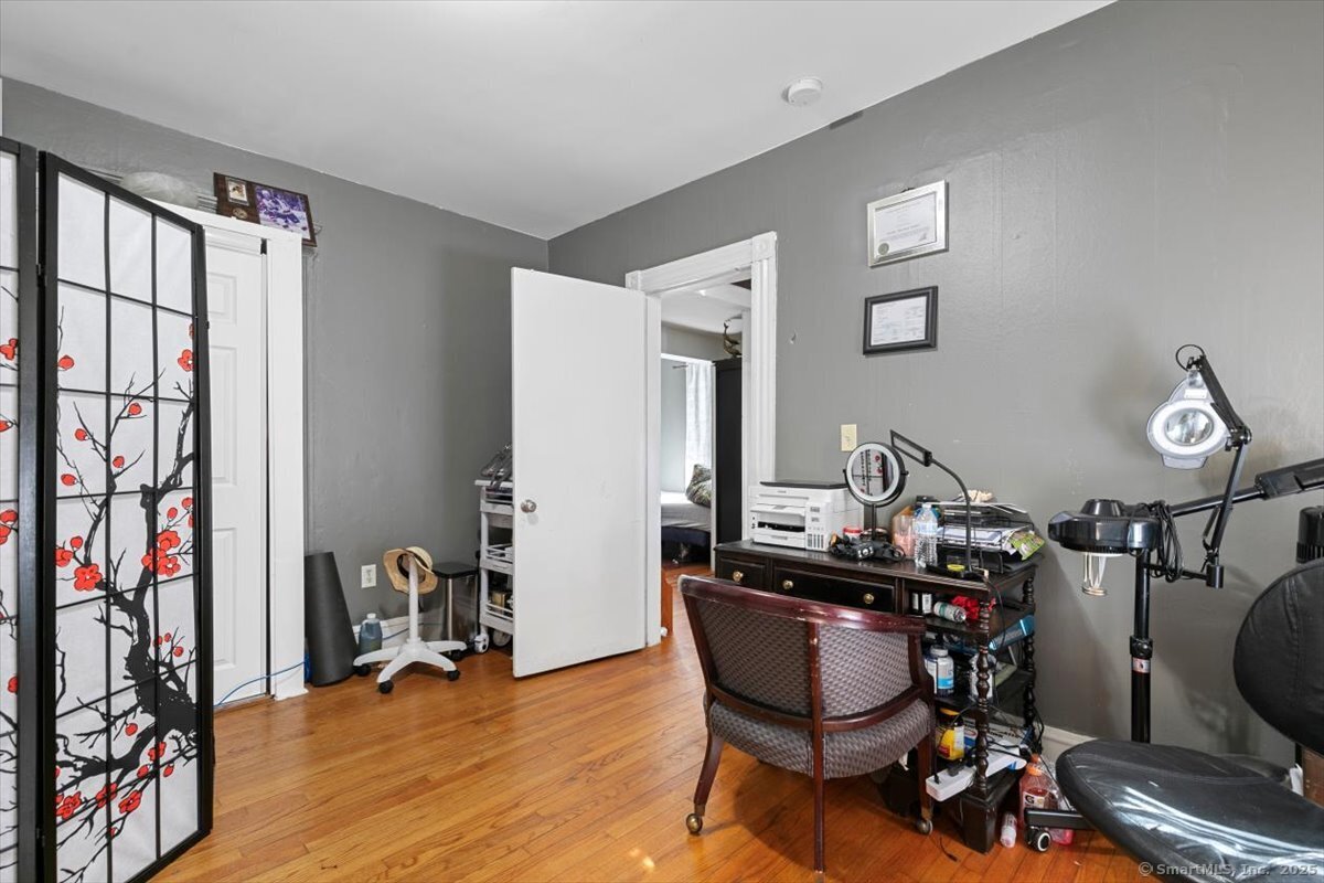 571 First Avenue Property Photo 27