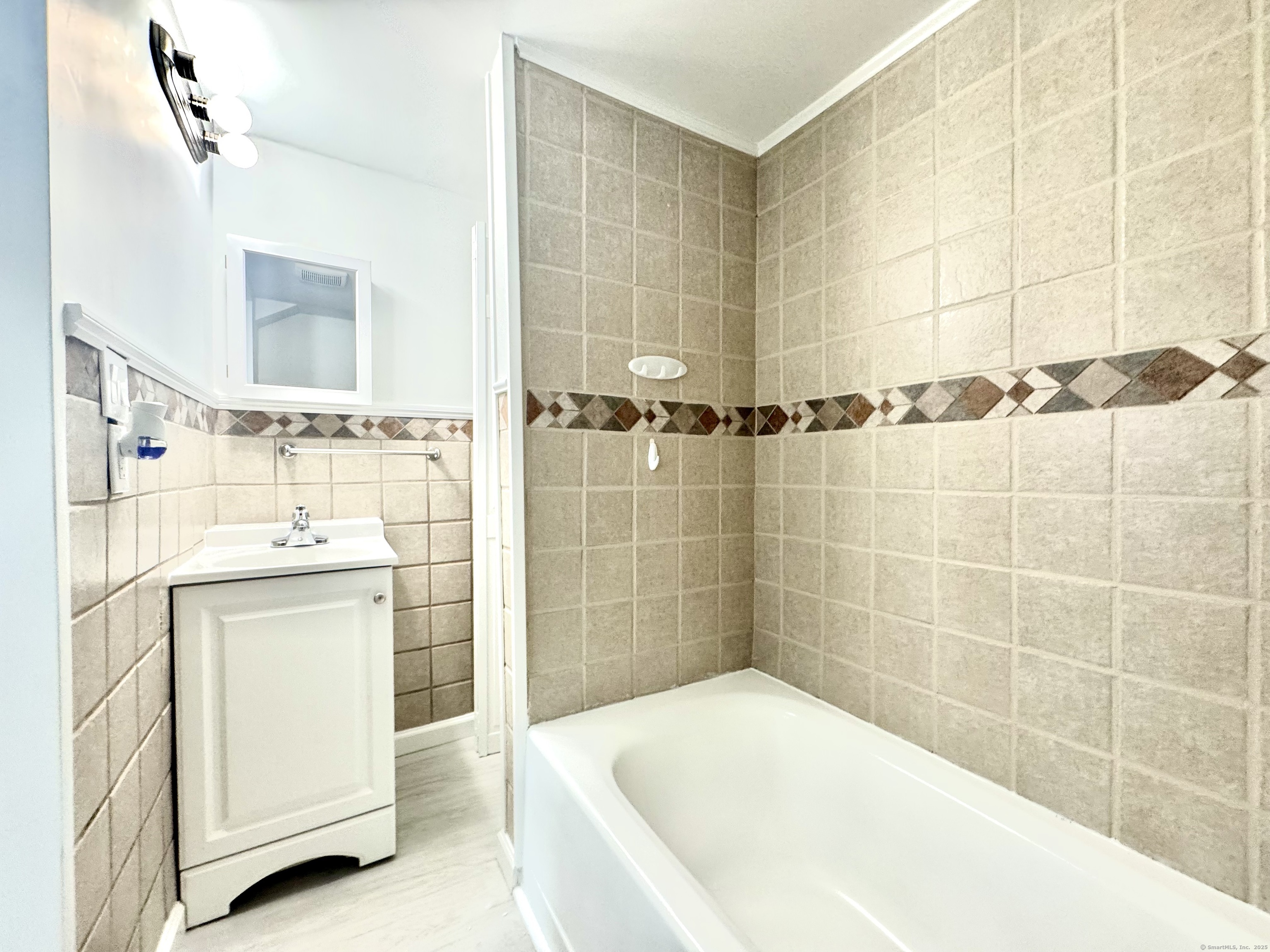 47 Park Street Property Photo 20