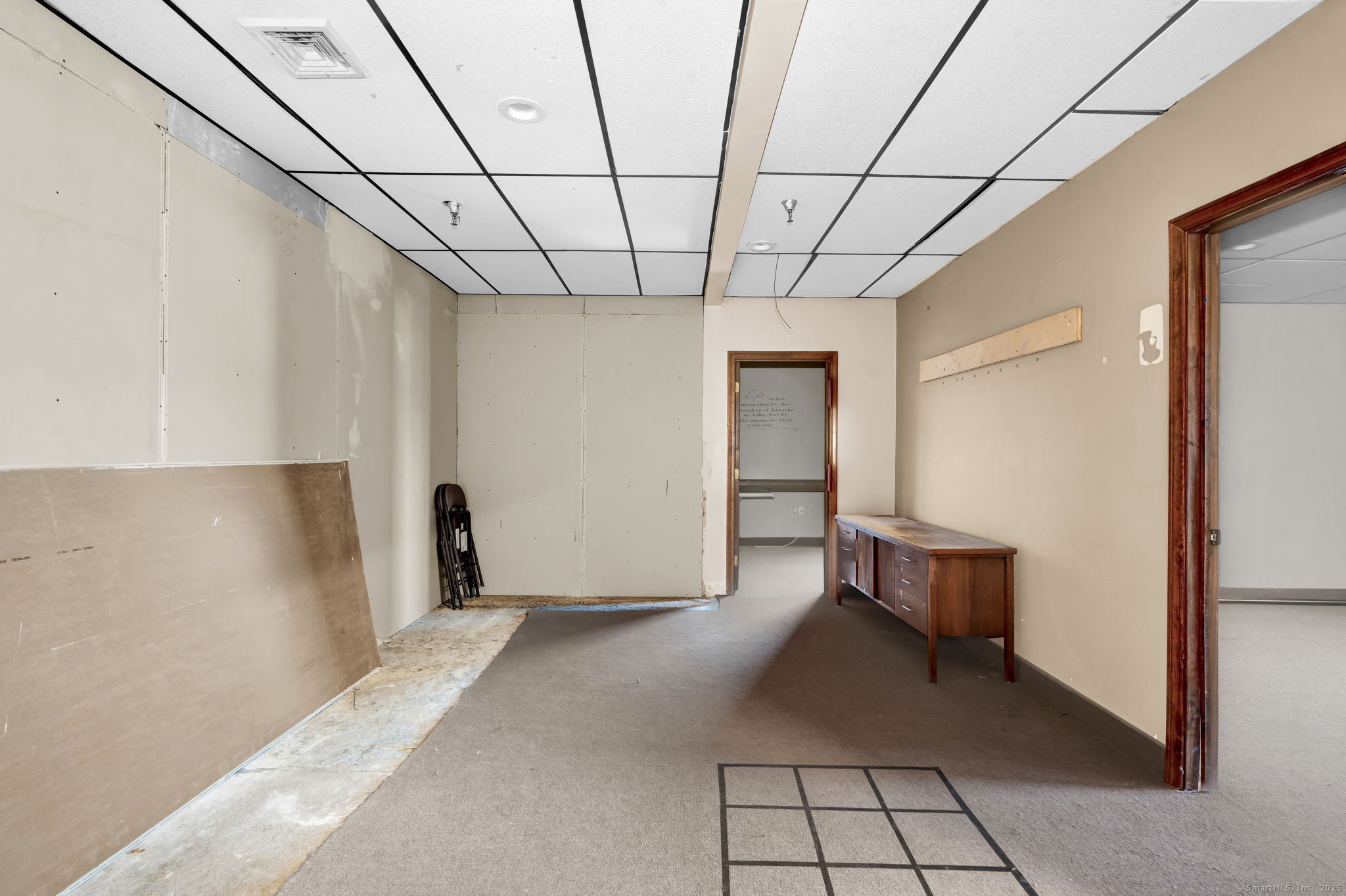 465 Silas Deane Second Floor Highway Property Photo 13