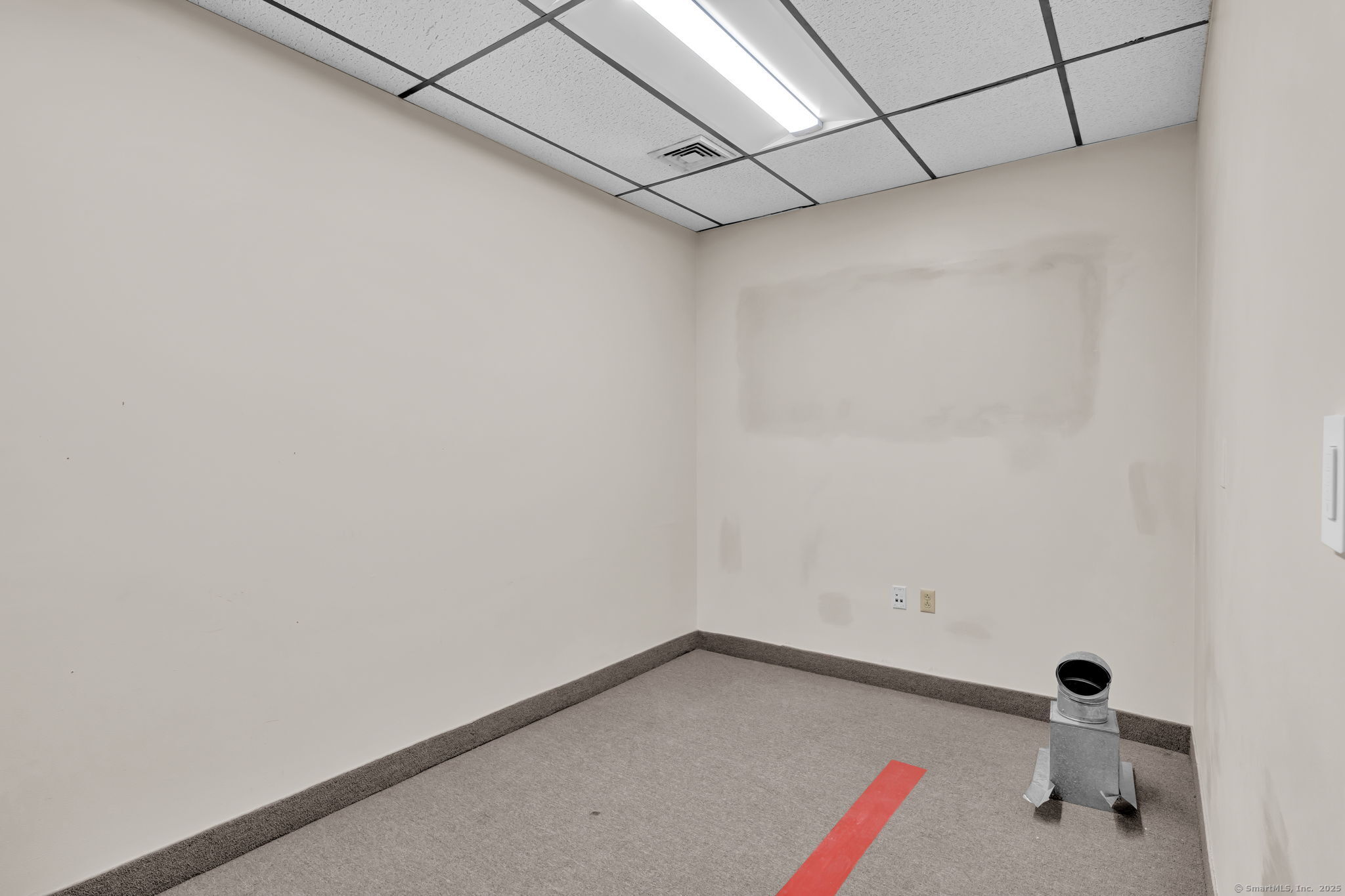 465 Silas Deane Second Floor Highway Property Photo 15