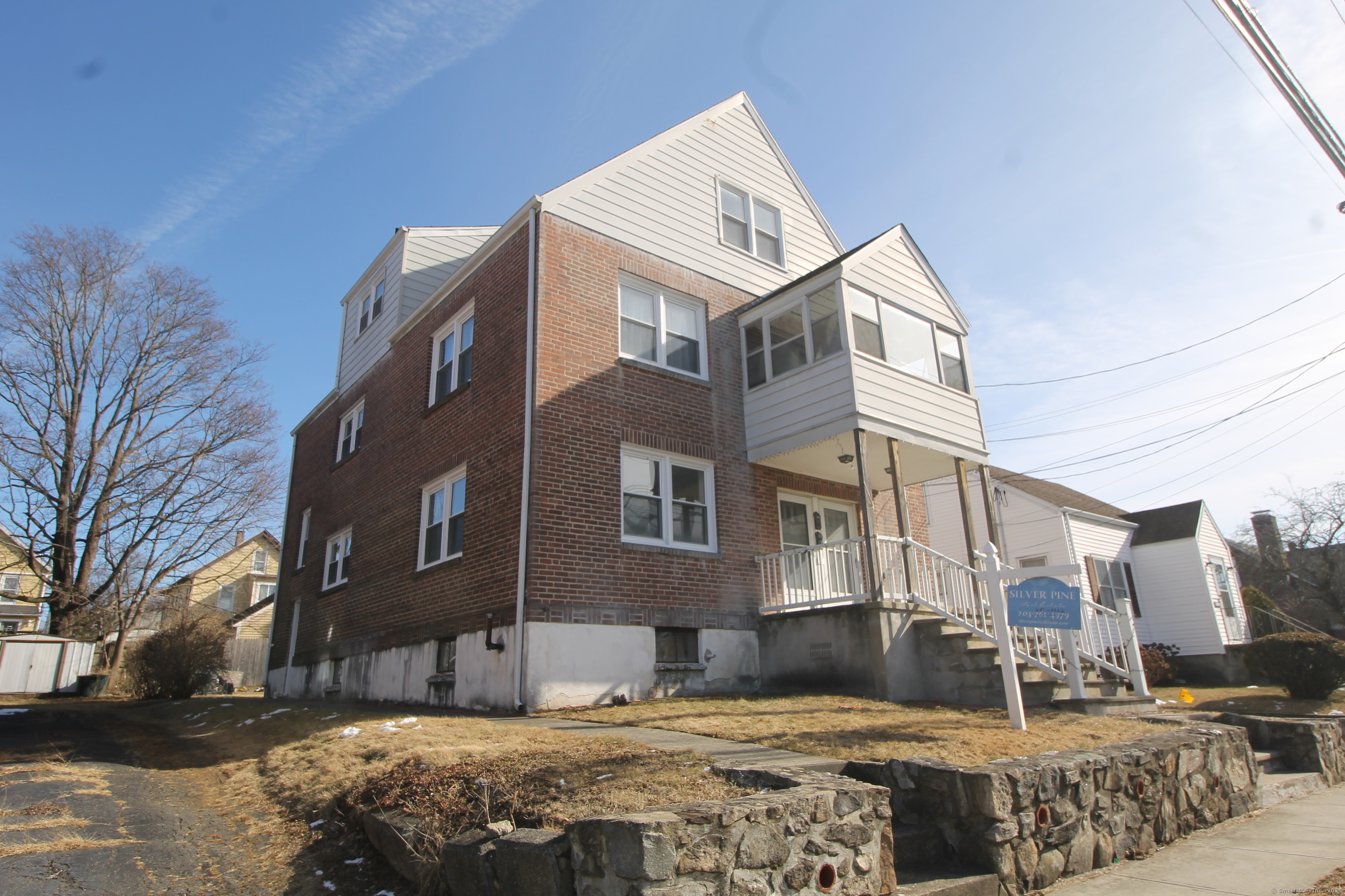 172 Mary Avenue Property Photo 2