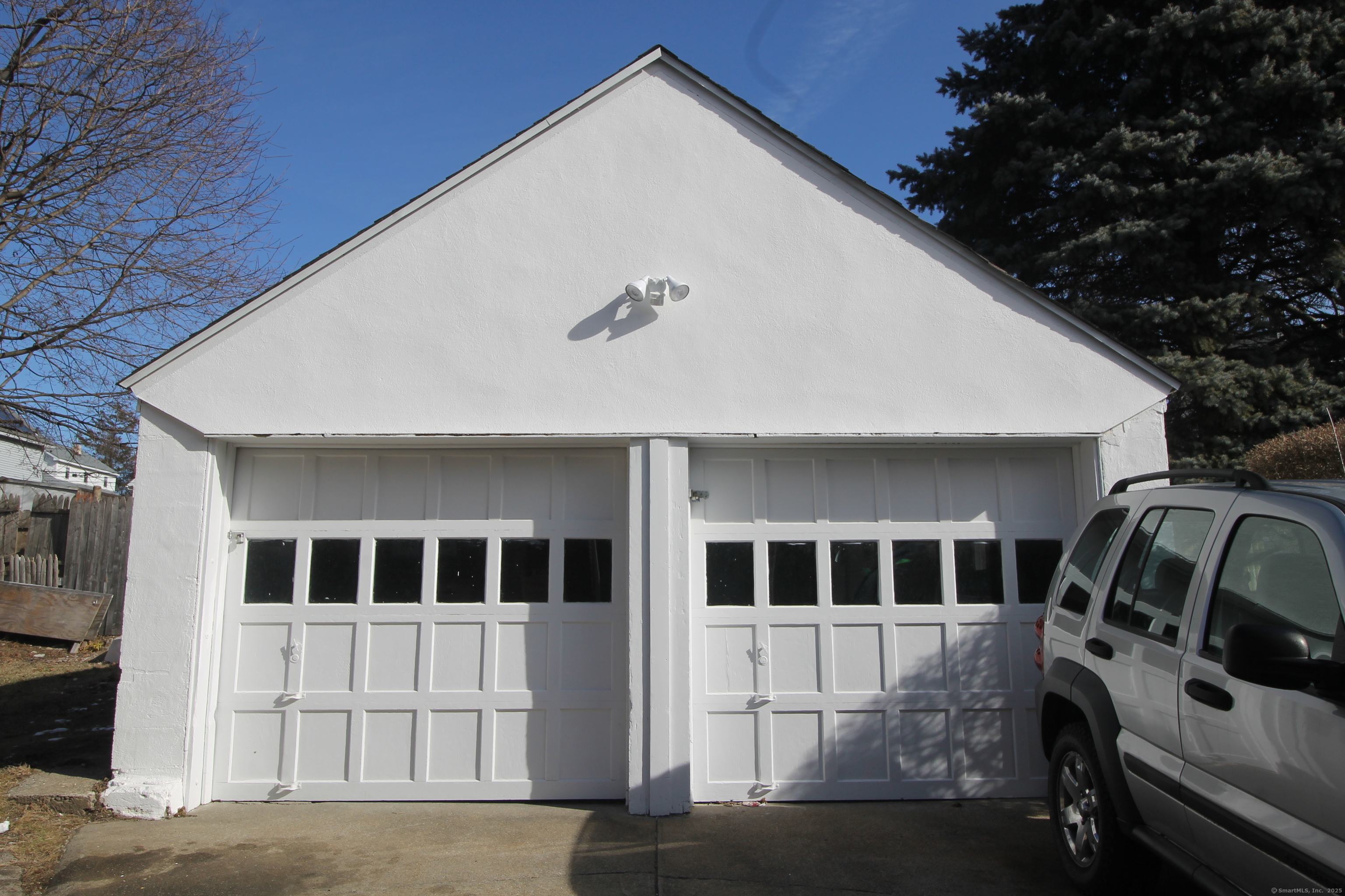 172 Mary Avenue Property Photo 6