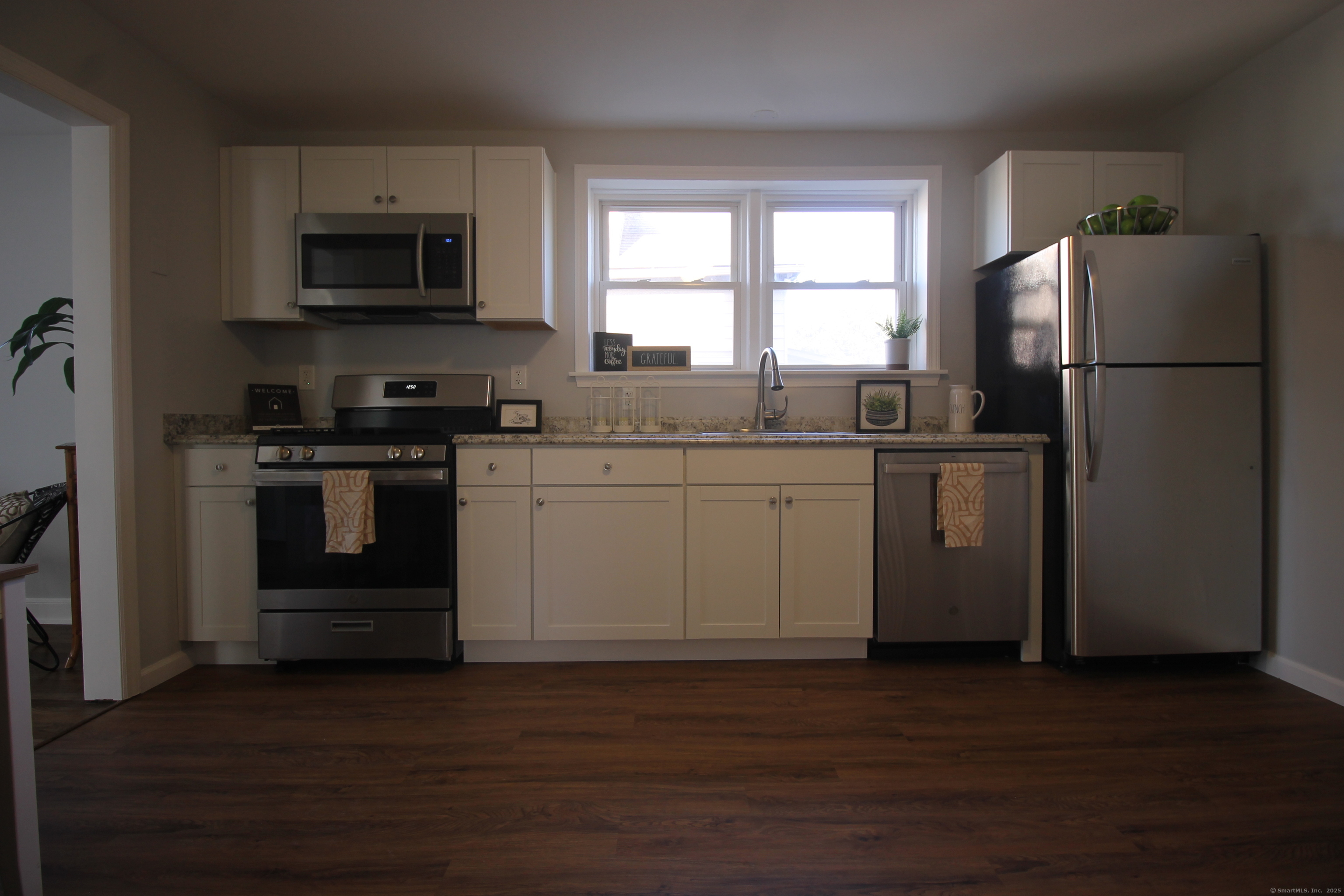 172 Mary Avenue Property Photo 14