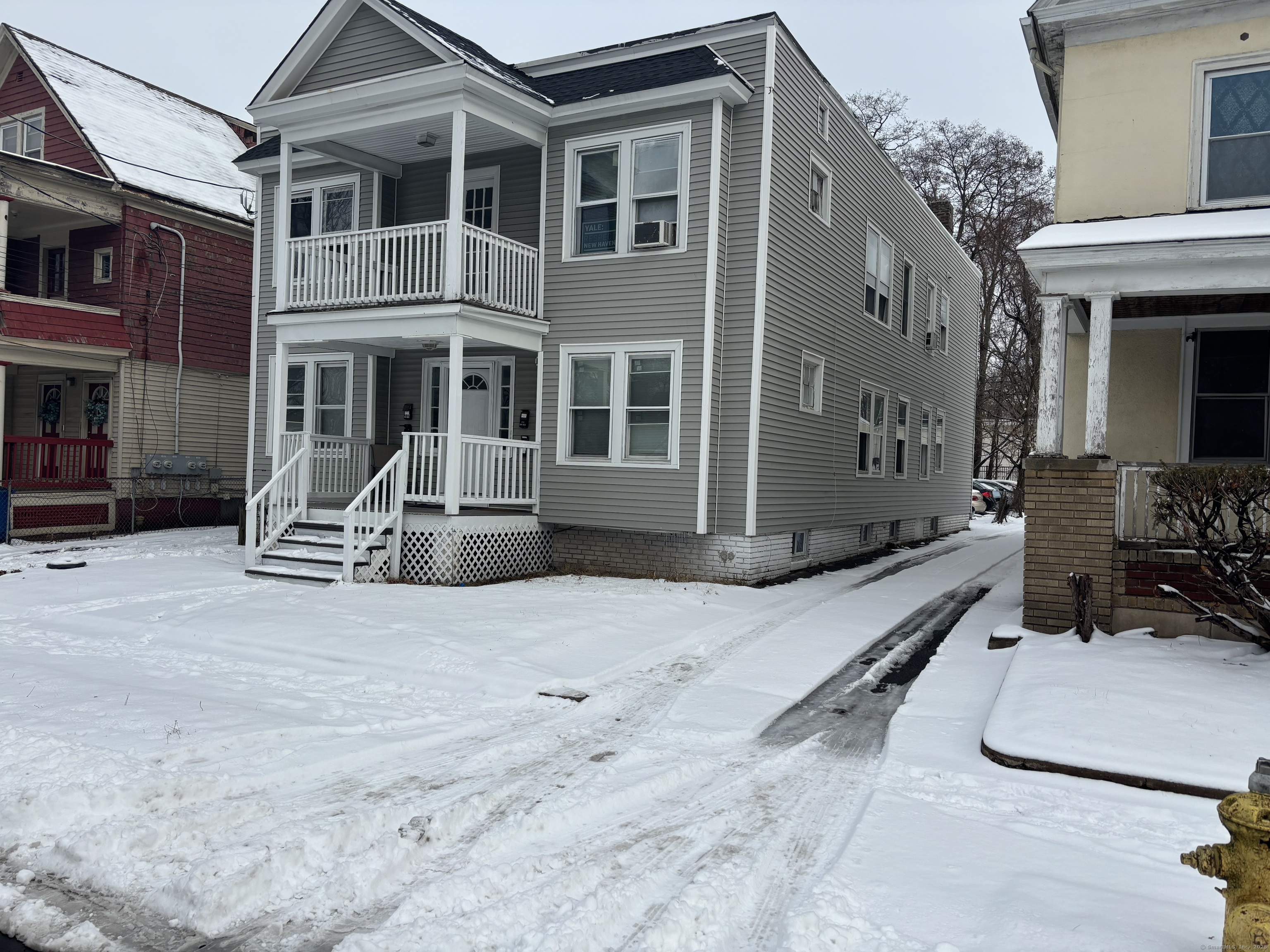 23-25 Mead Street Property Photo 3