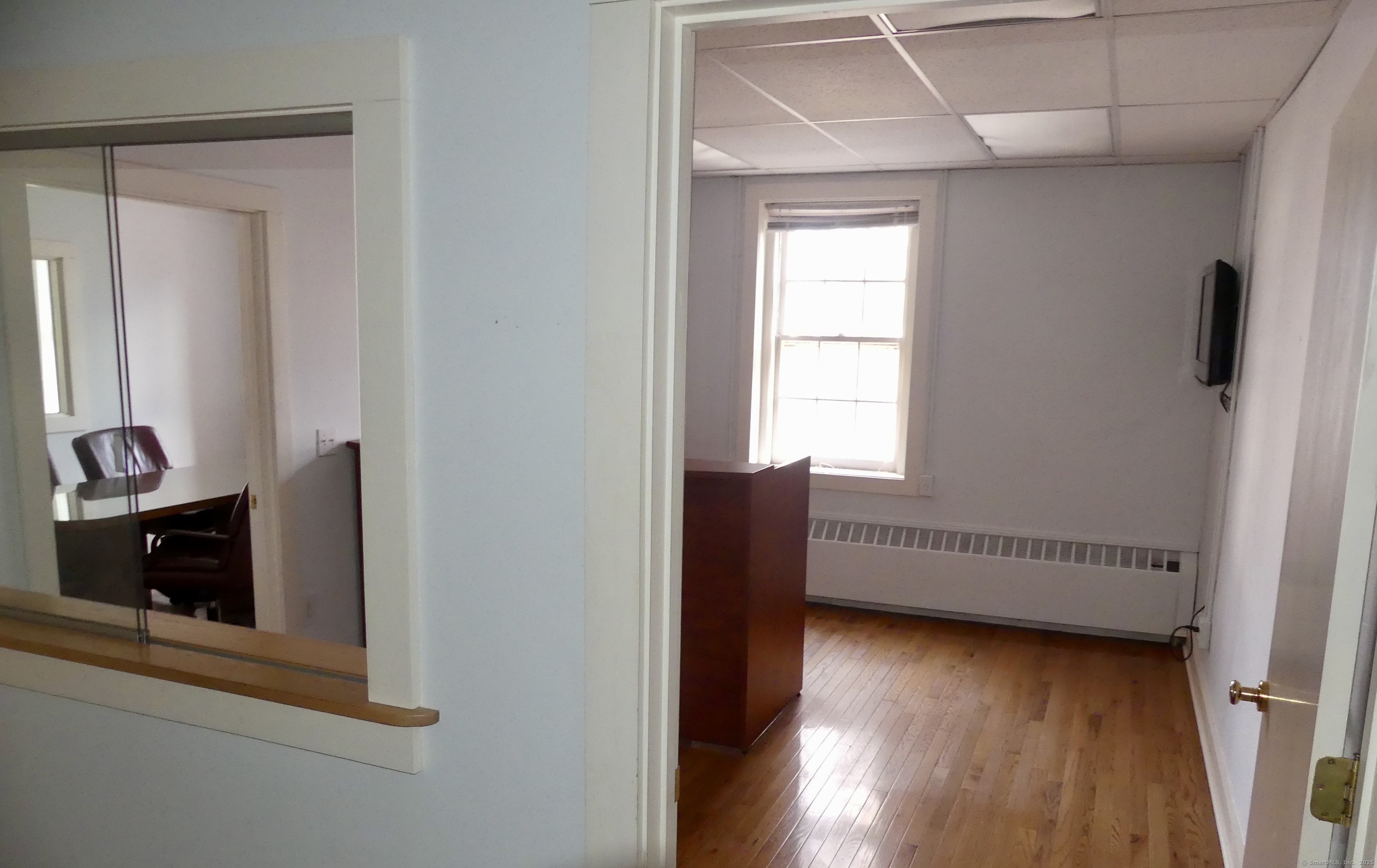 12 Main 2 Street Property Photo 3