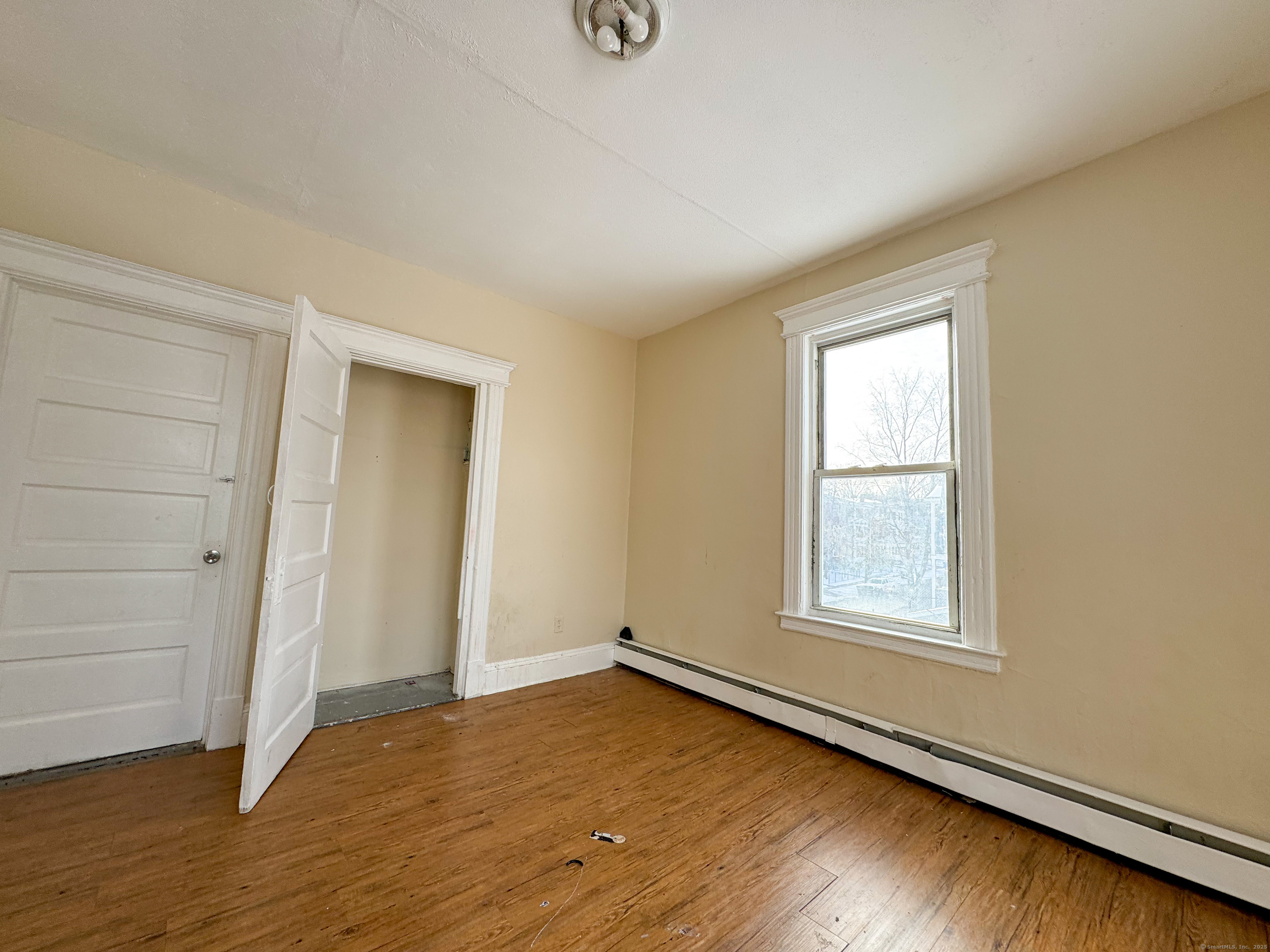 1087 Broad Street Property Photo 13