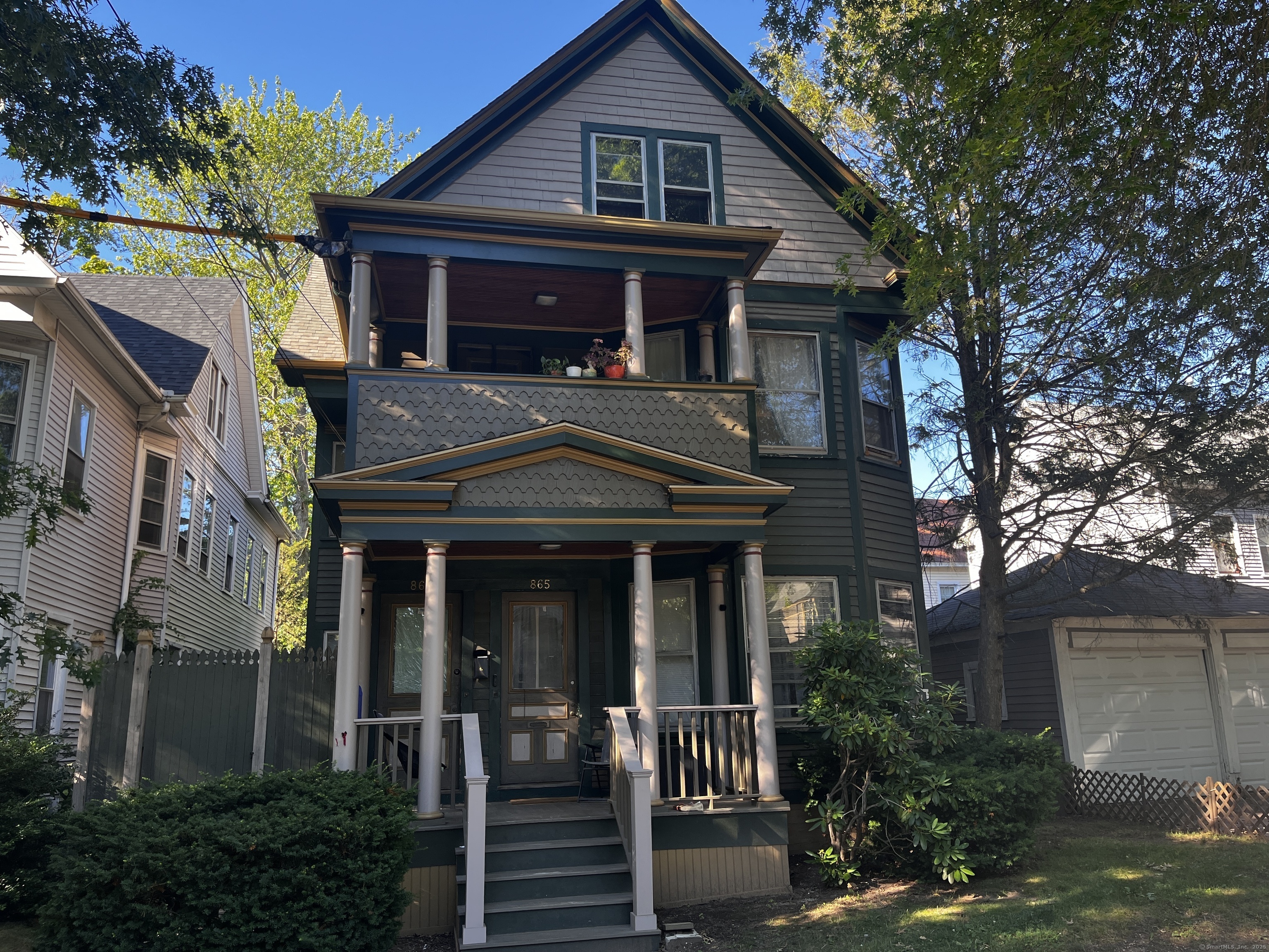 865 Elm Street Property Photo 2