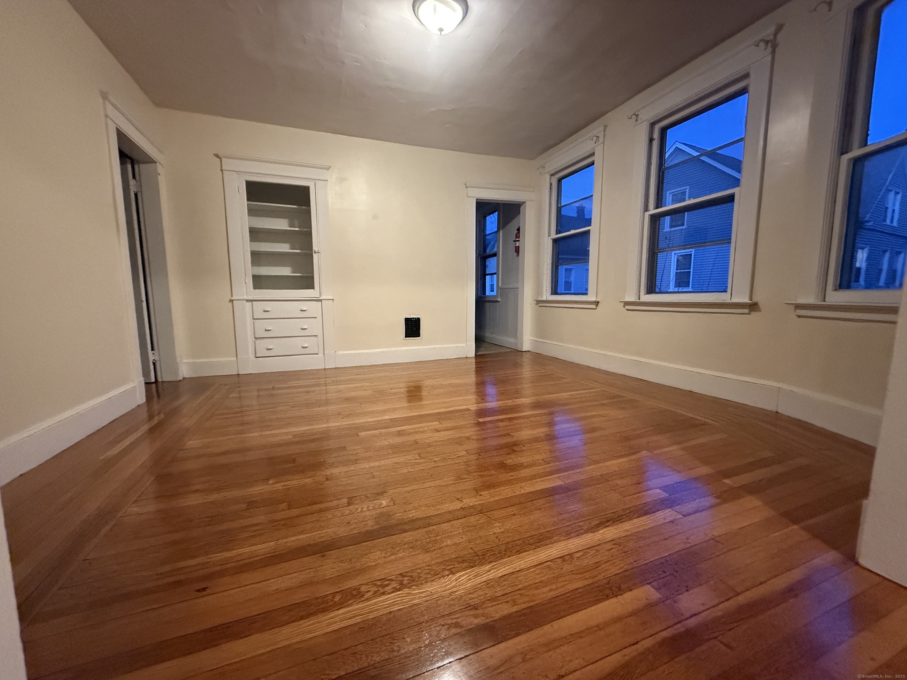 865 Elm Street Property Photo 11