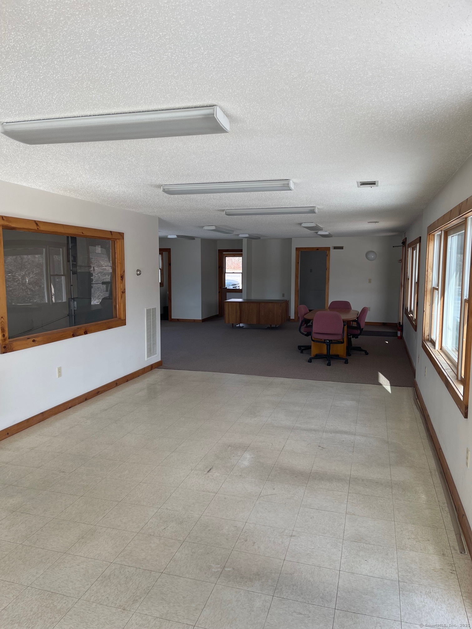 535 Burlington Road Property Photo 3