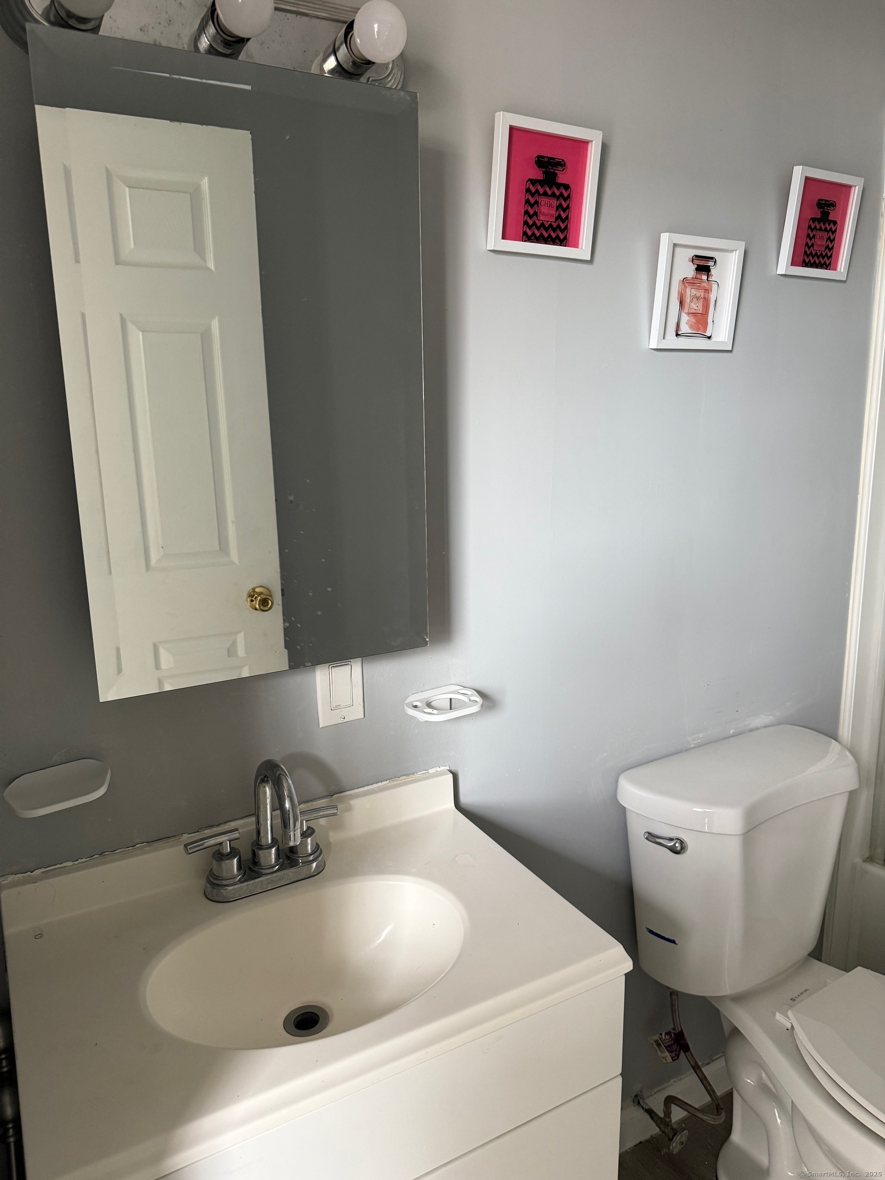 652 Maple Street Property Photo 10
