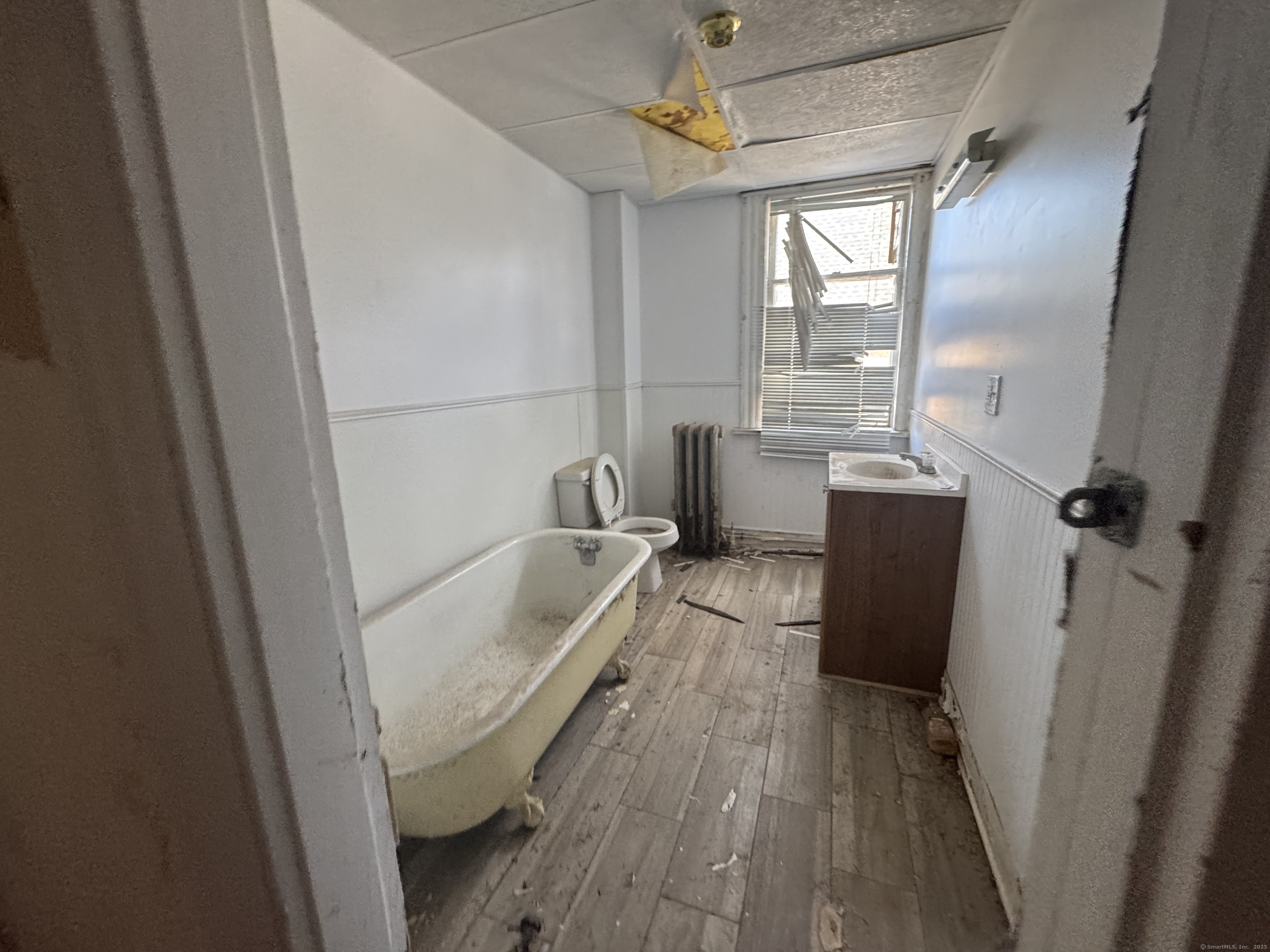 Property Photo 27