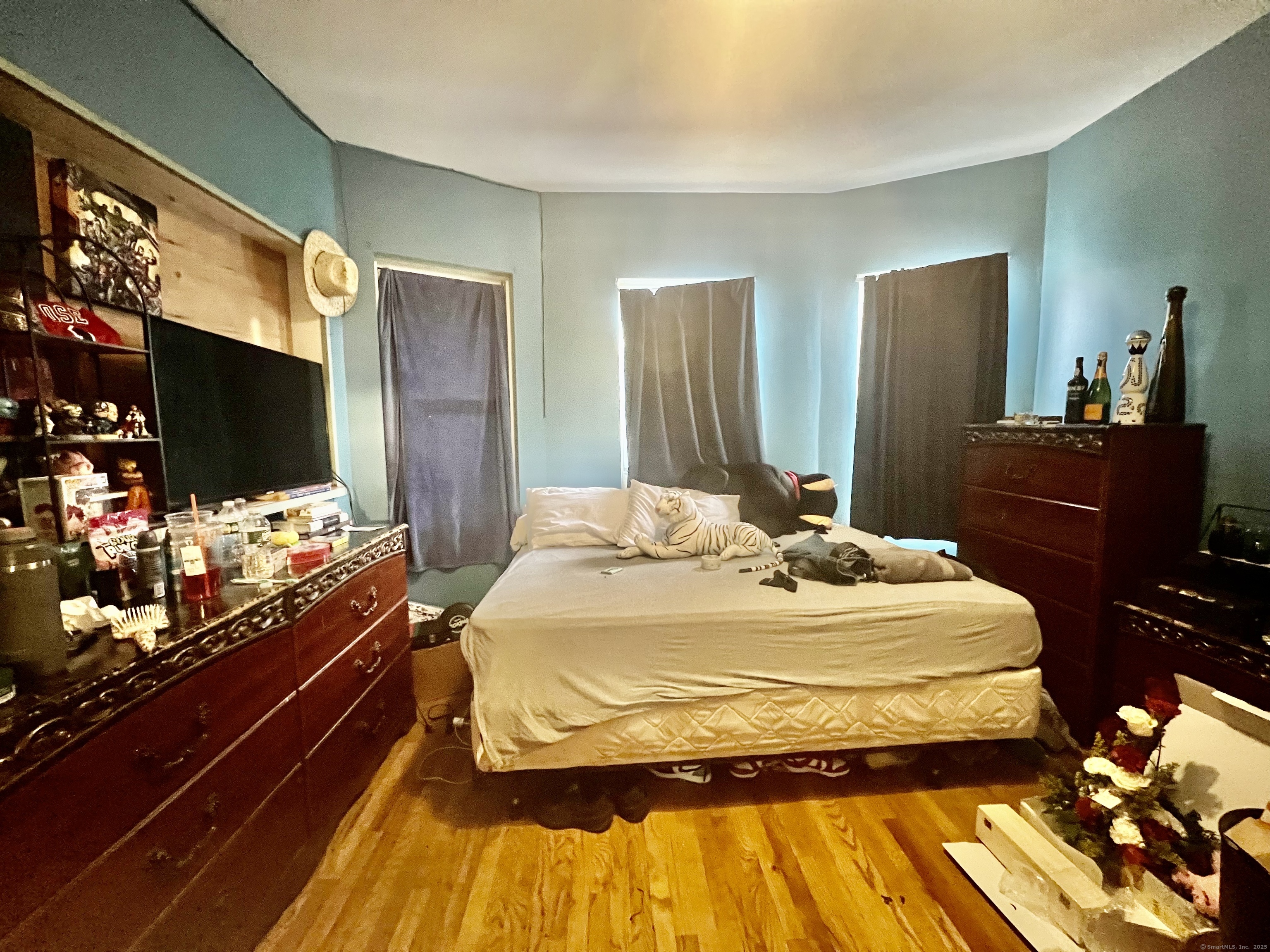 130 132 134 136 Center Street Property Photo 16