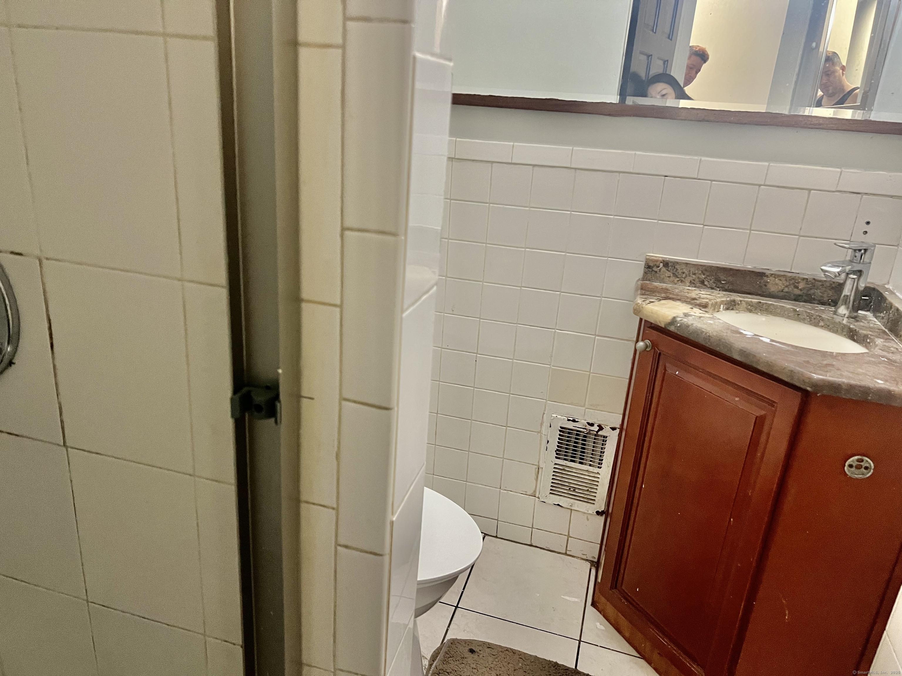 130 132 134 136 Center Street Property Photo 25