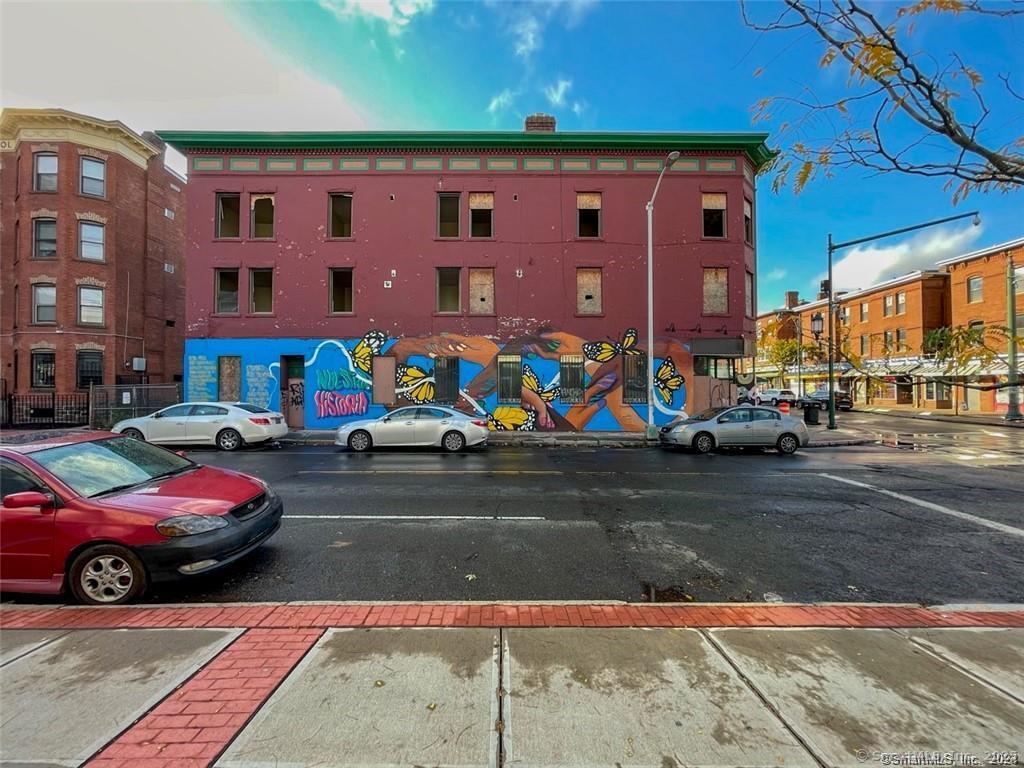 617 Park Street Property Photo 3