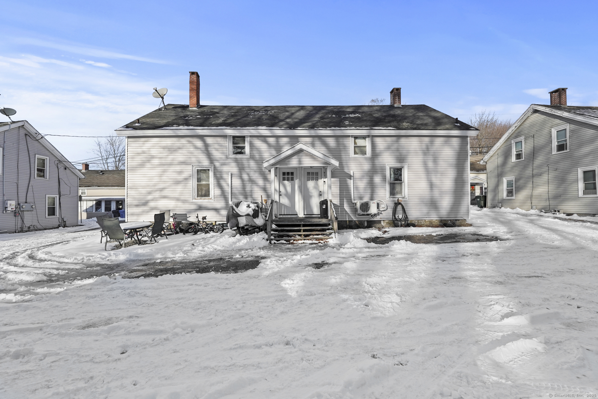 7 Church Street Property Photo 4