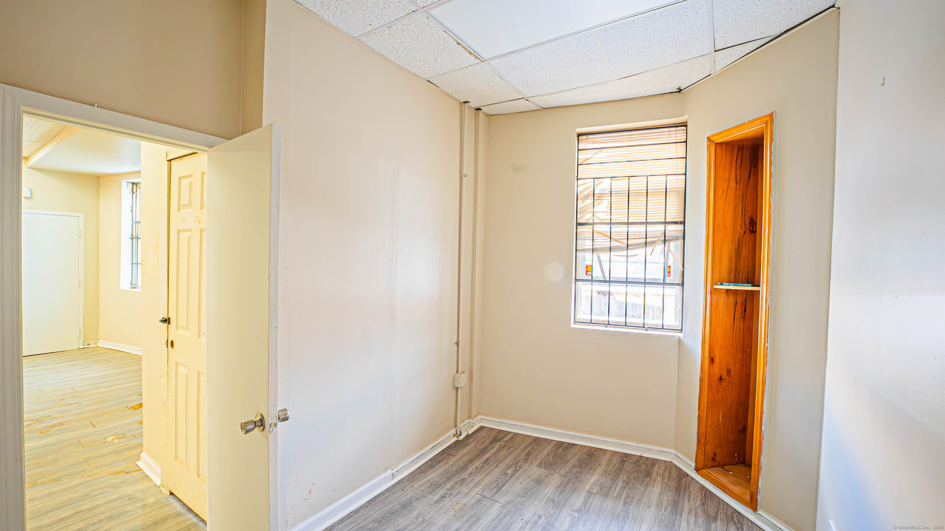 150 School Street Property Photo 9
